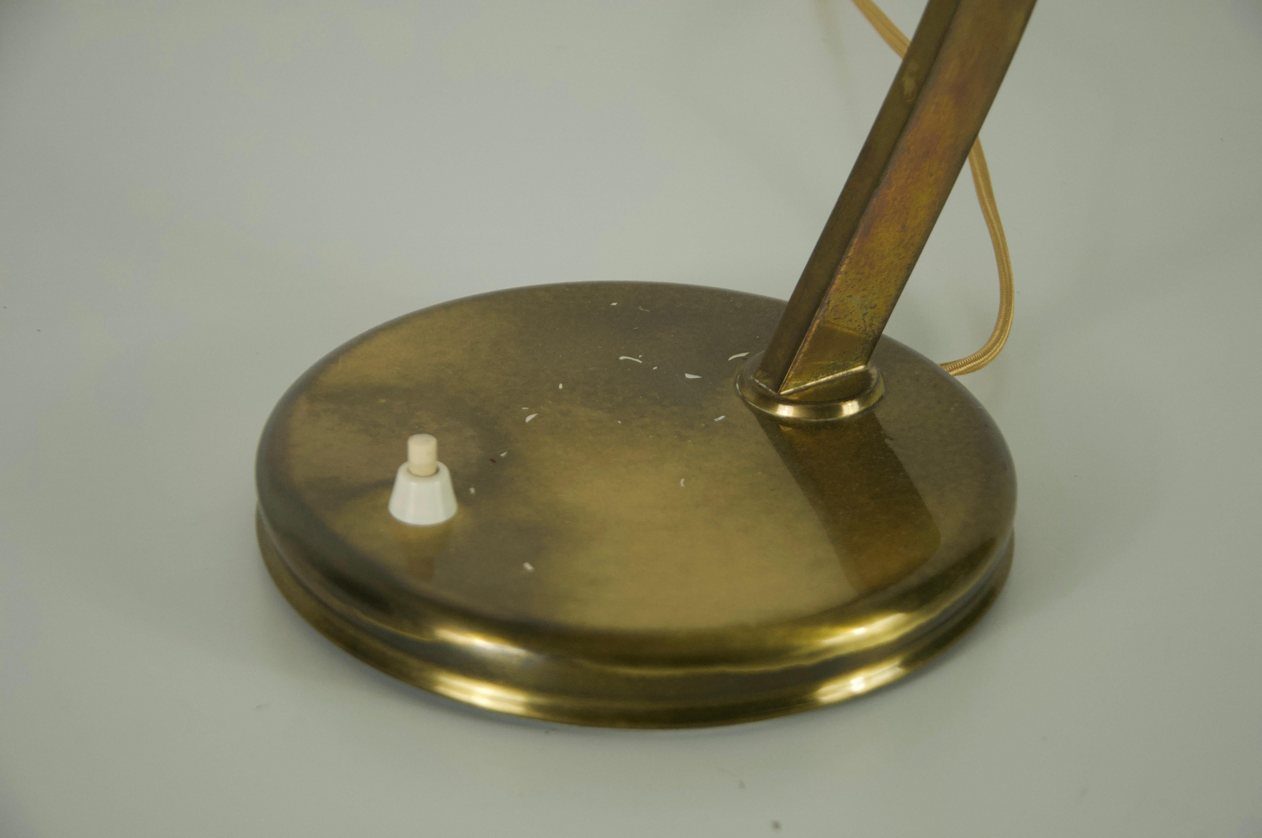 Lampada da tavolo in ottone di metà secolo, anni '60, Germania in vendita 1