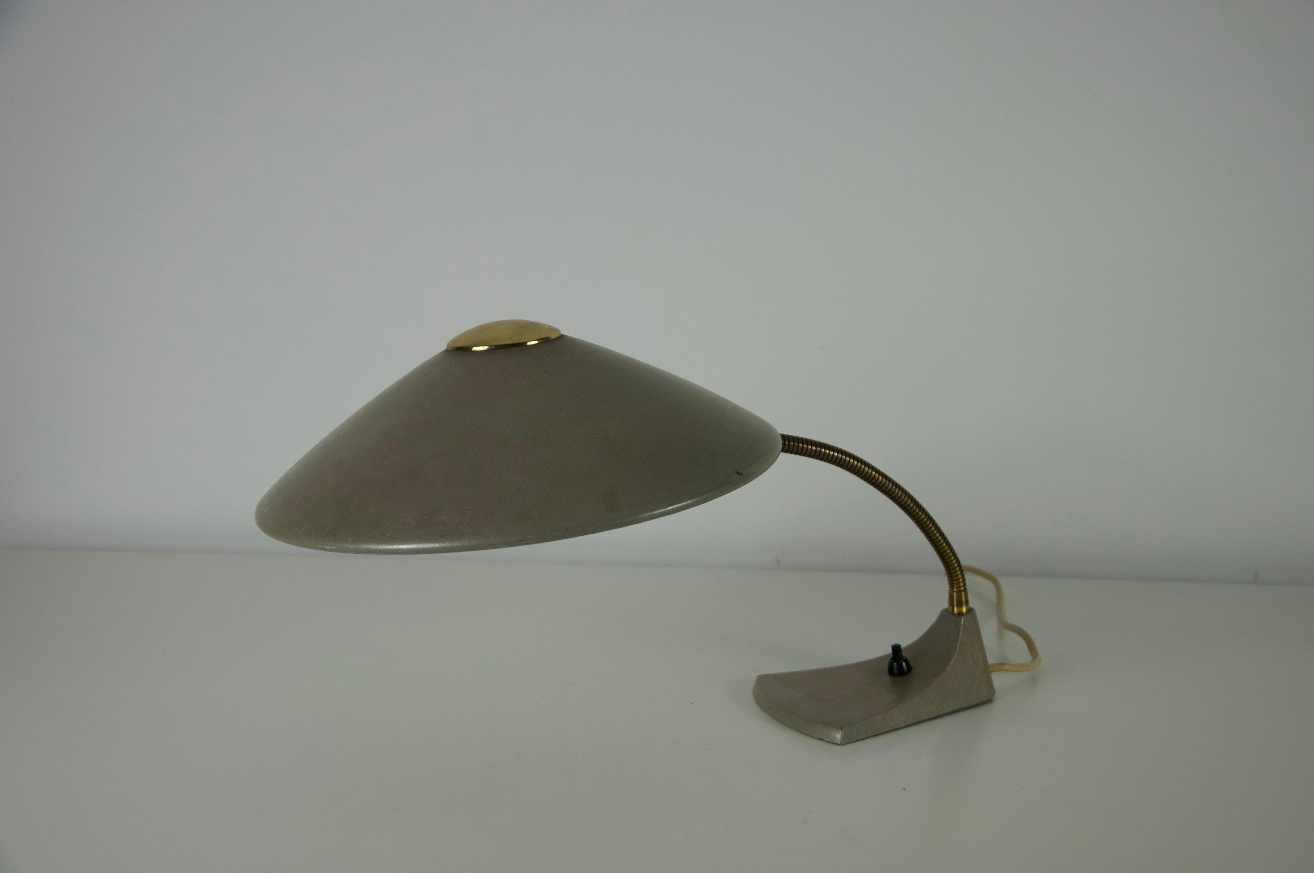Mid Century Messing Metall Tischlampe, 1960er, Deutschland im Angebot 4