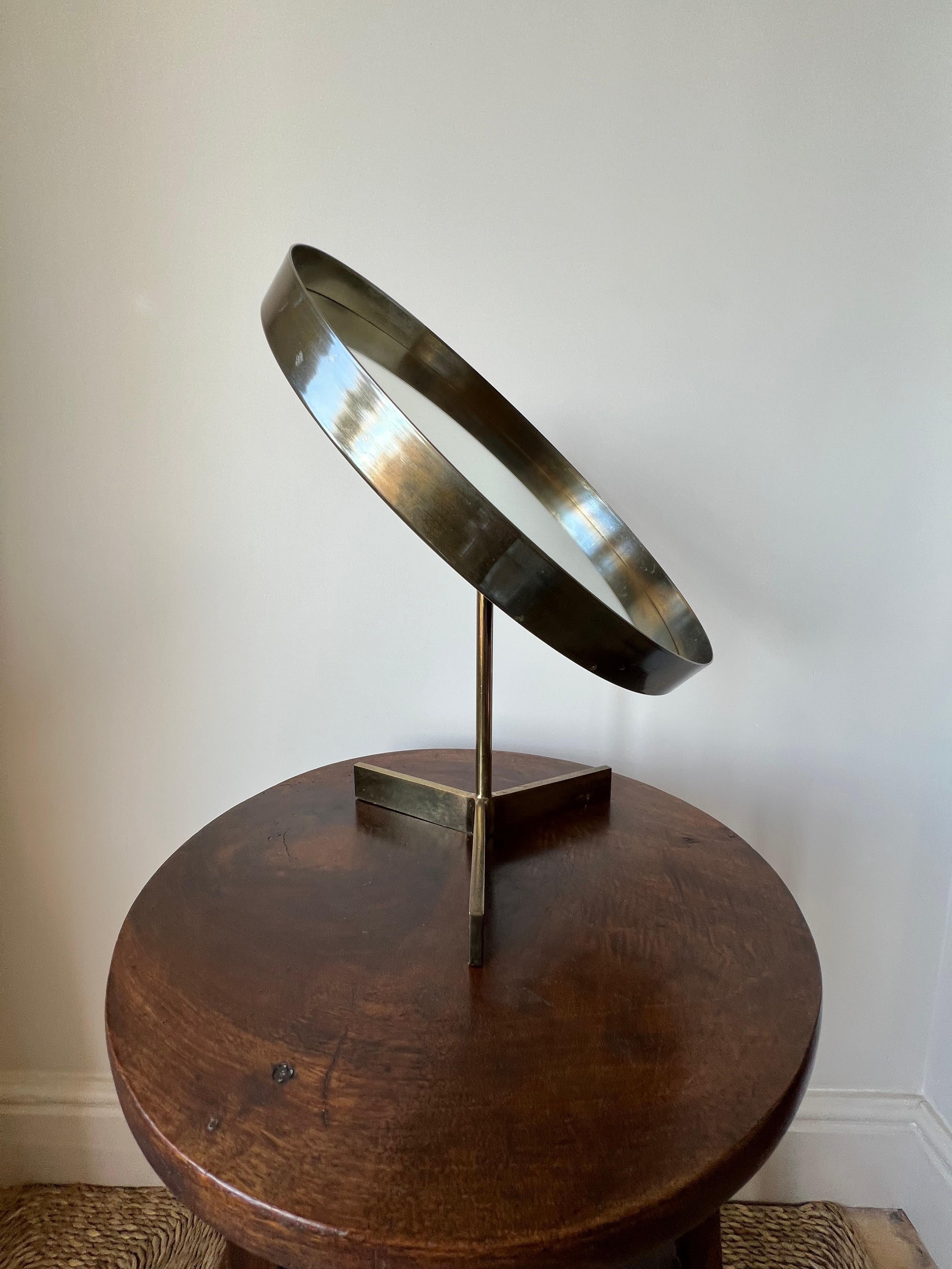 Miroir en laiton du milieu du siècle par Durlston Designs, Angleterre années 1960 en vente 6