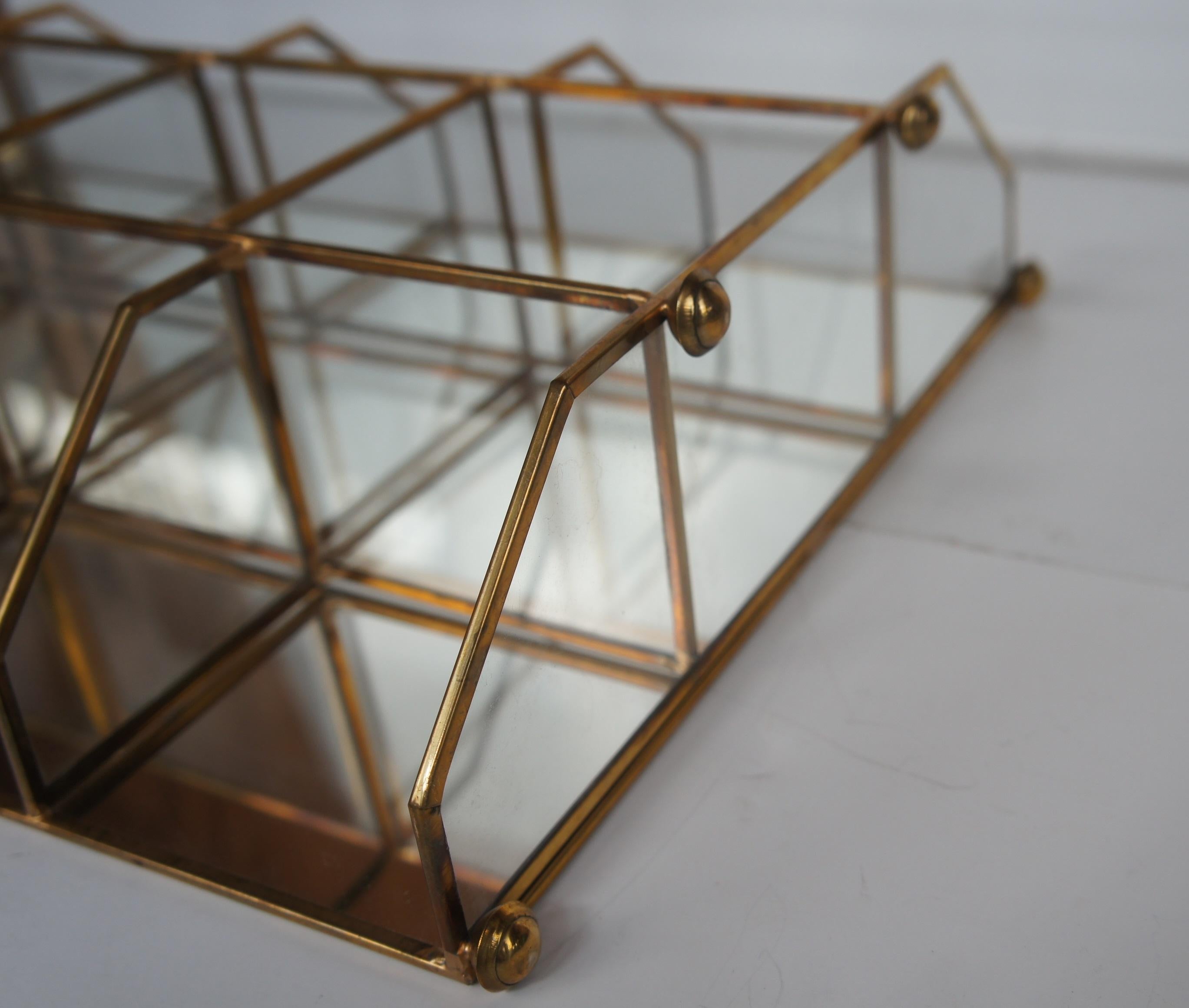 Mid Century Brass Mirrored Table Top Étagère Curio Shelf Tiered Display 1