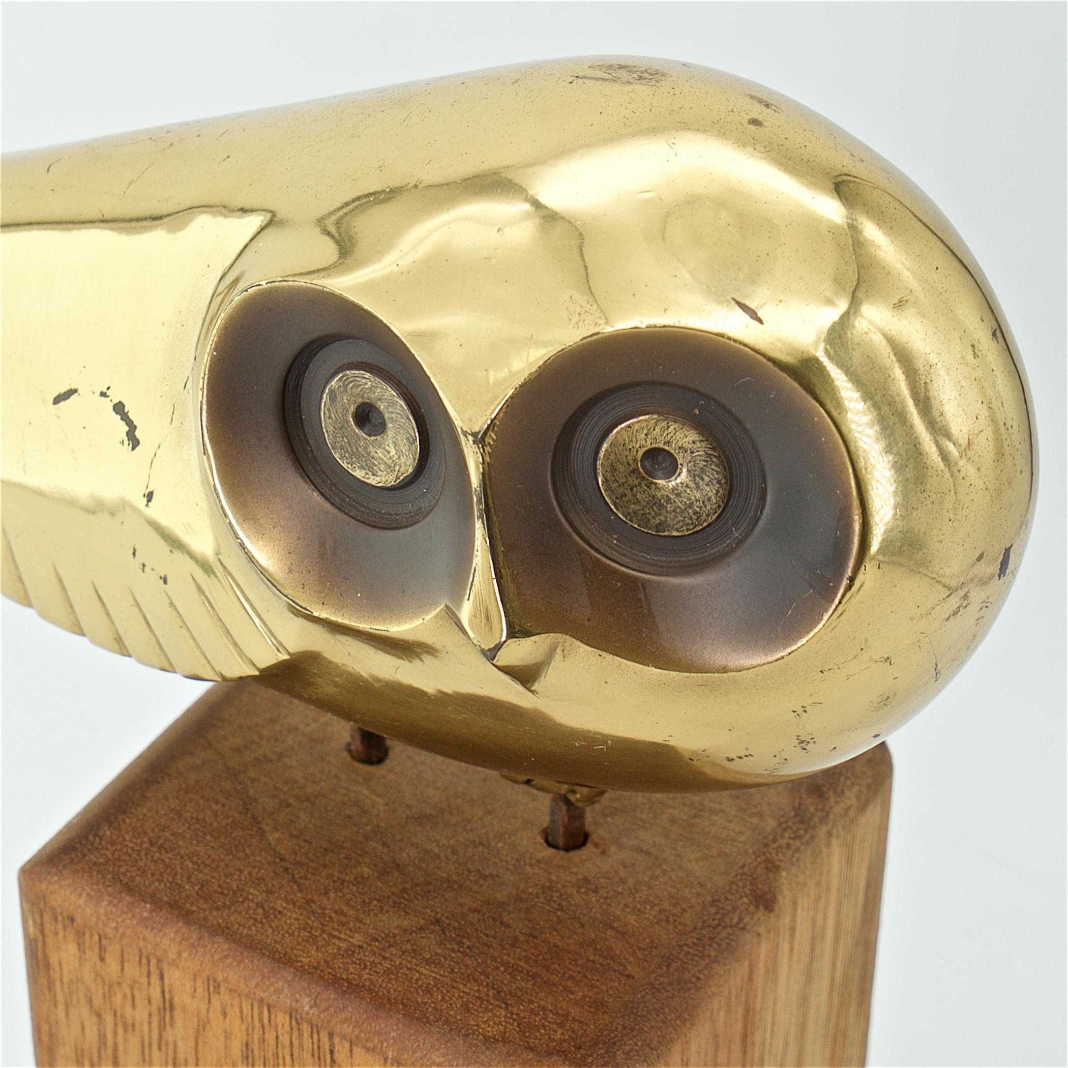 Polished 1980s Midcentury Brass Owl Stylized Art Space Age Regency Bird Sculpture C.Jere For Sale