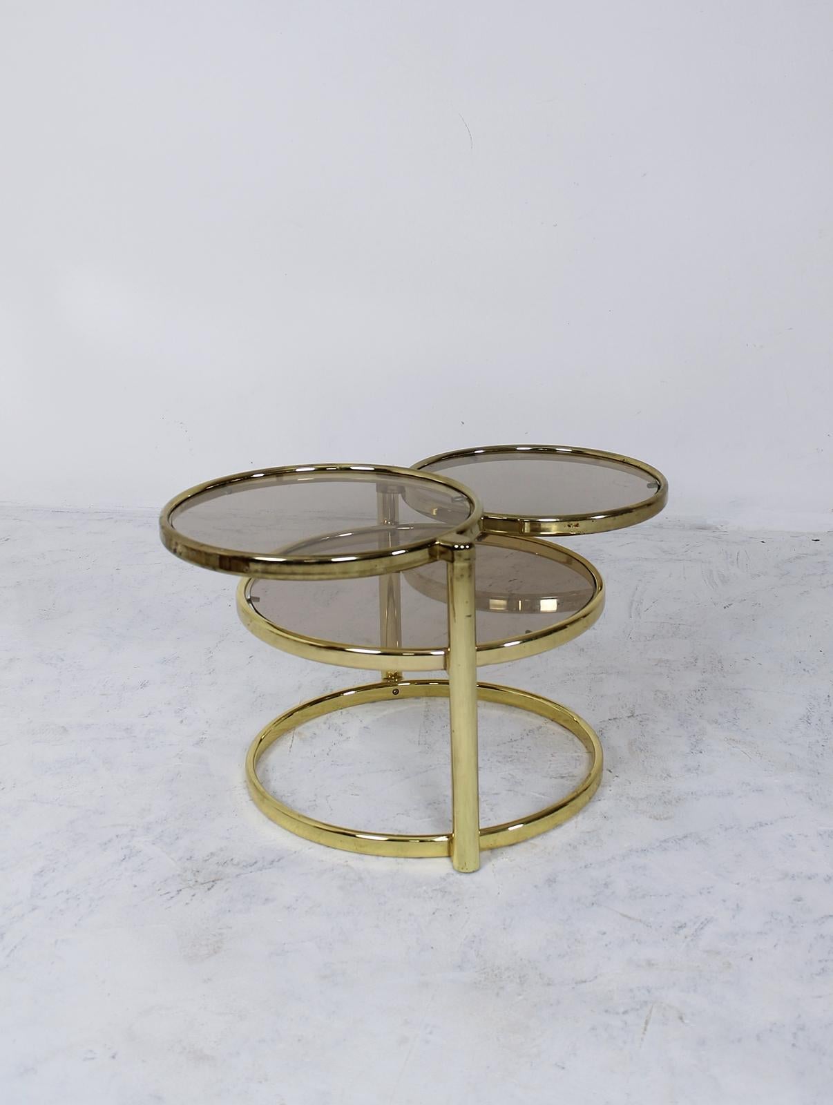 Midcentury Brass Plated 3-Tier Swivel Coffee Table style of Milo Baughman In Good Condition In Debrecen-Pallag, HU