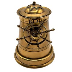 Distributore di sigarette a comparsa in ottone del metà secolo Nautical Lighthouse Dispense con il timone della nave