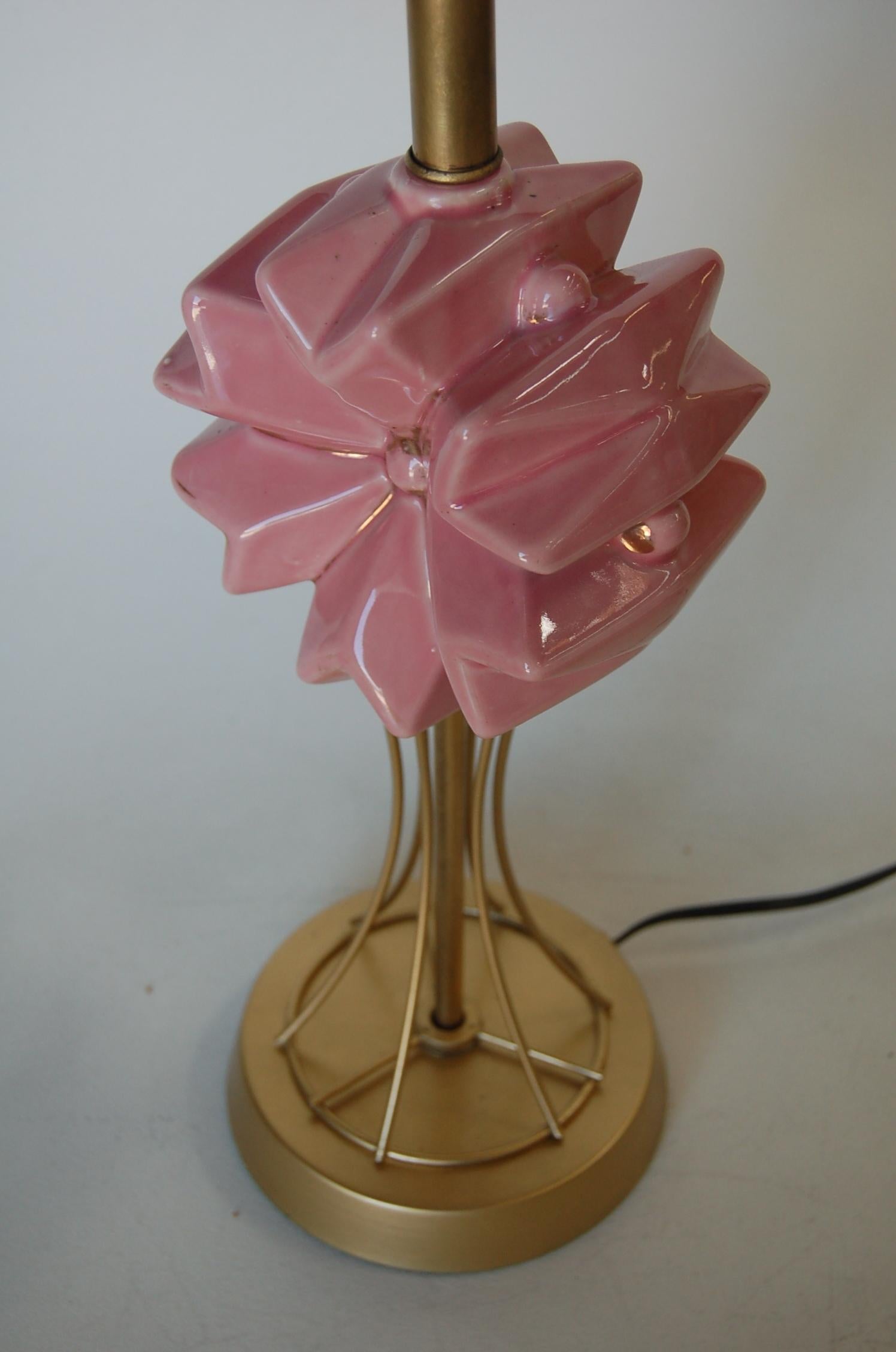 Mid-20th Century Midcentury Brass Spindel Table Lamp with Ceramic Flower Accent For Sale