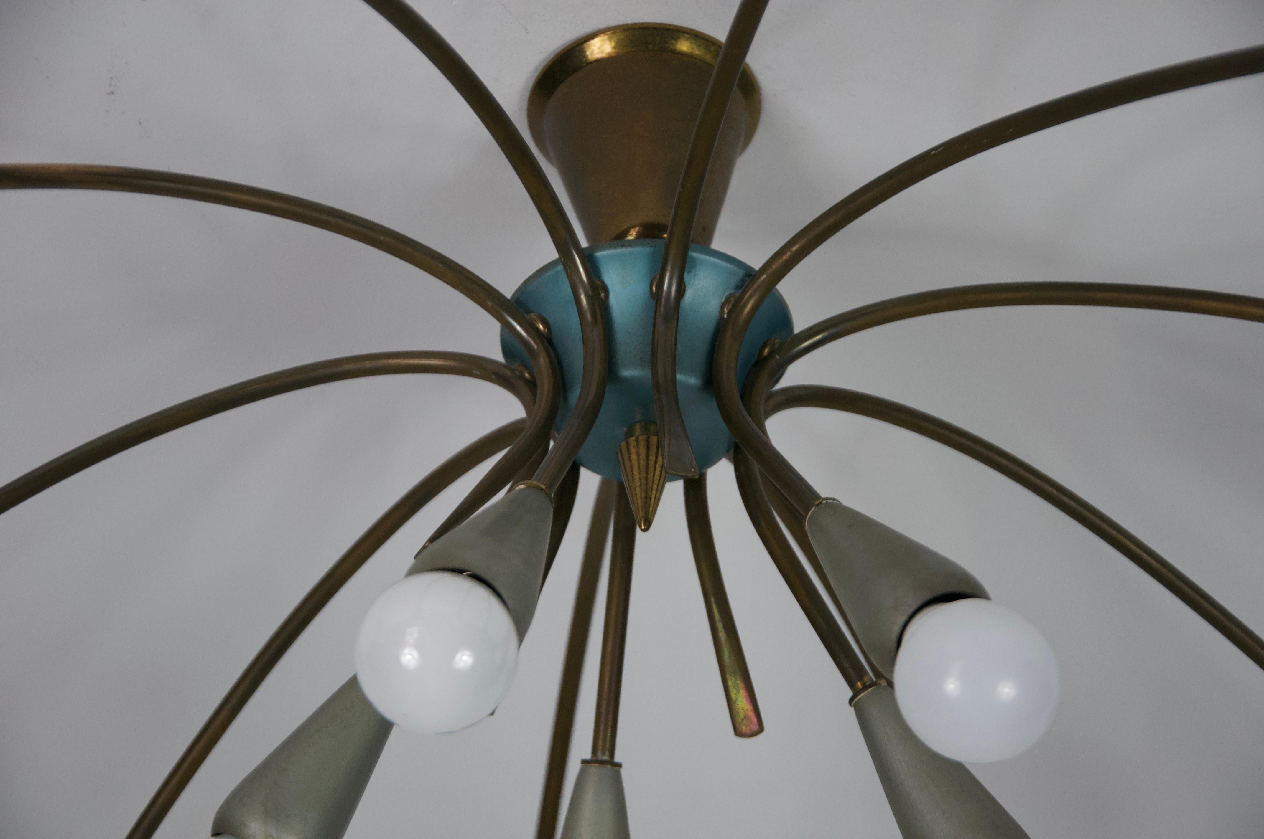 Araña Sputnik de latón de mediados de siglo, años 50, Alemania en venta 5