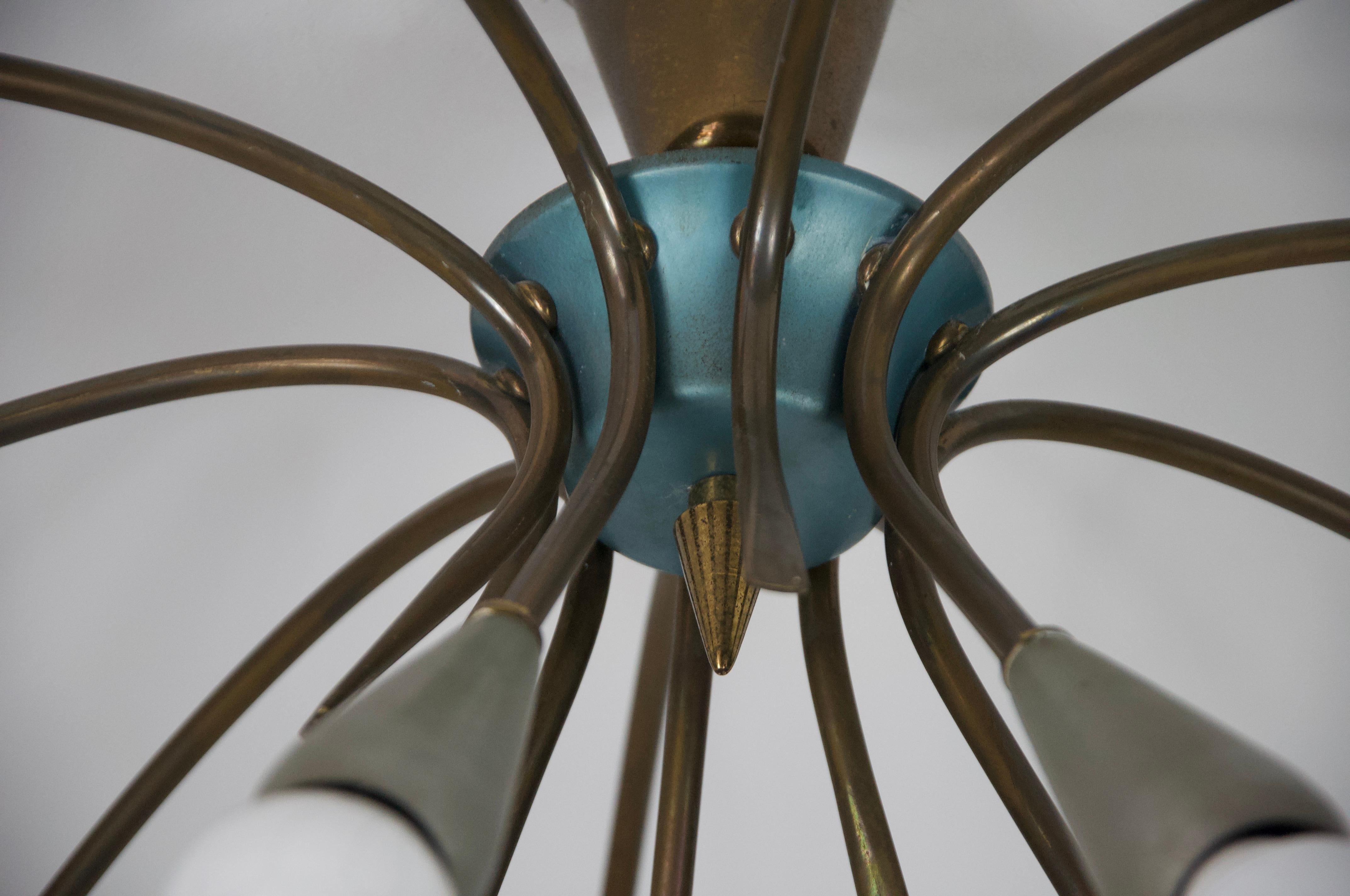 Araña Sputnik de latón de mediados de siglo, años 50, Alemania en venta 6