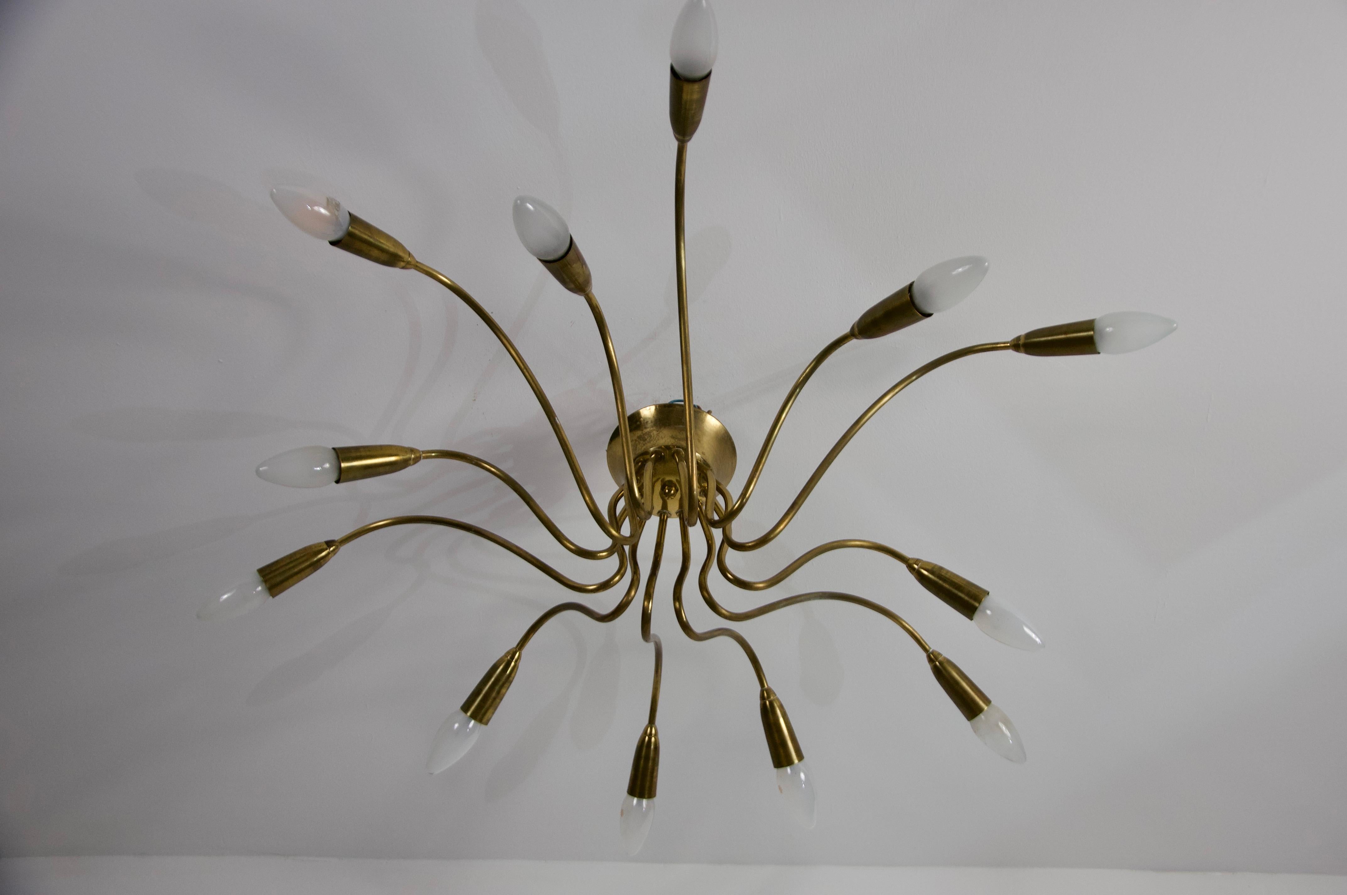 Lampadario Sputnik in ottone di metà secolo, anni '50, Germania in vendita 2