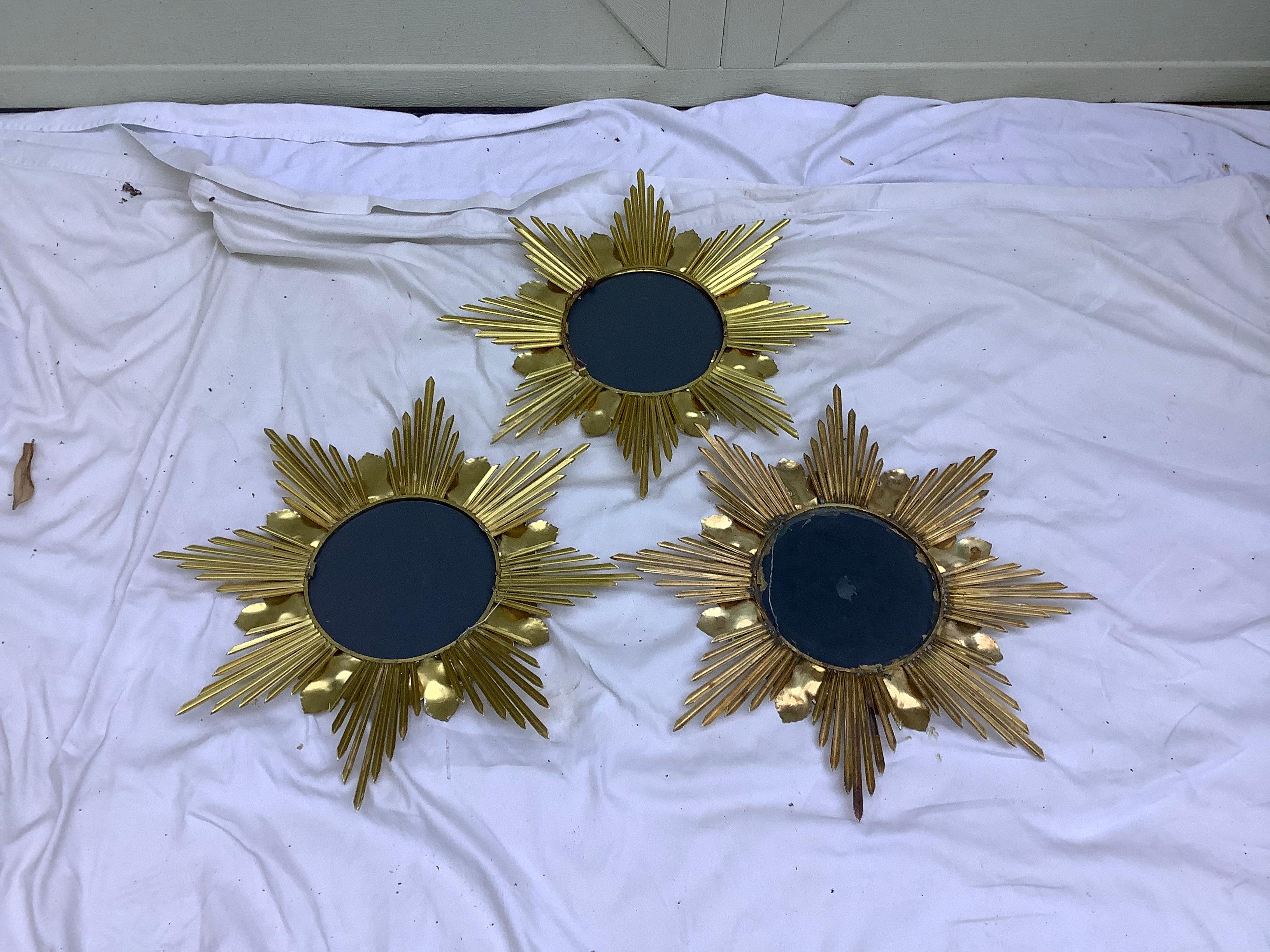 Mid-Century Brass Sunburst Mirrors, Set of 3 In Good Condition In Marietta, GA