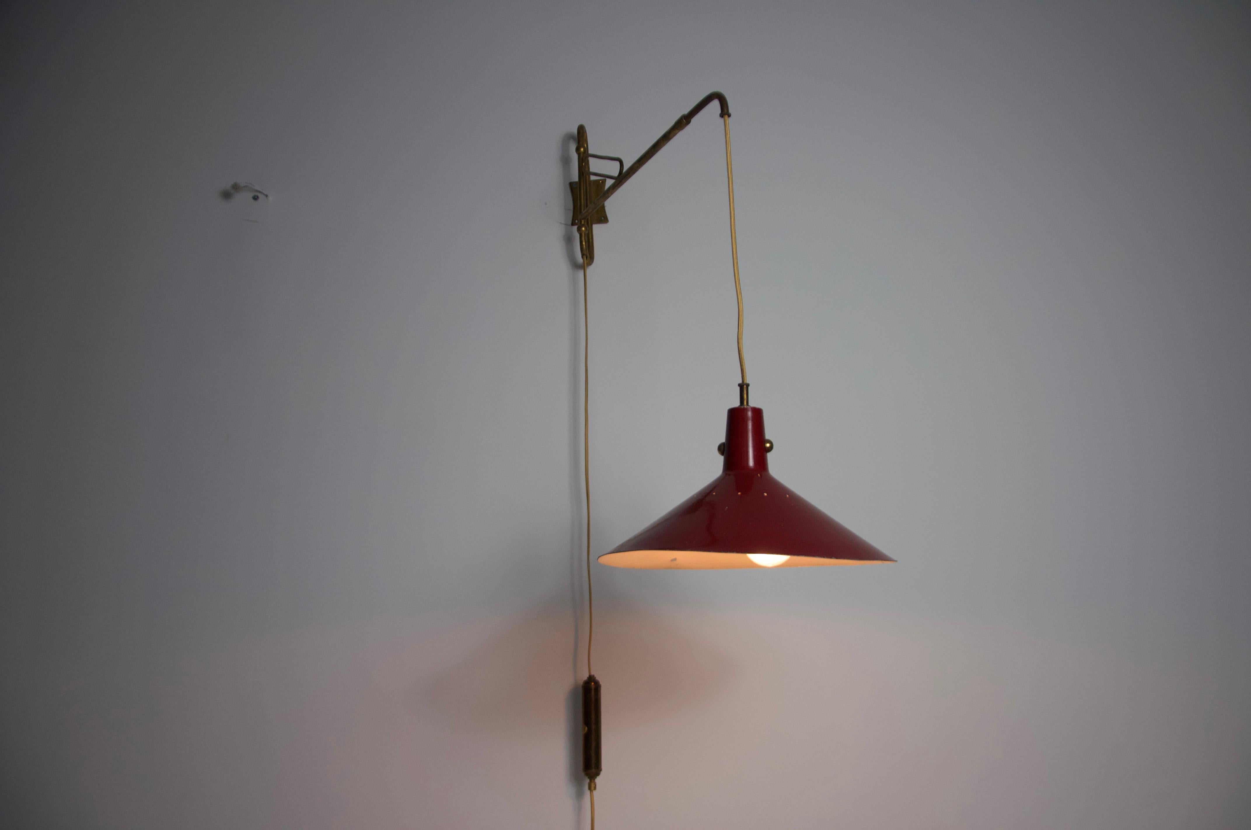 Messing-Schwenkarm-Wandleuchte aus der Jahrhundertmitte, Italien, 1950er Jahre im Angebot 6