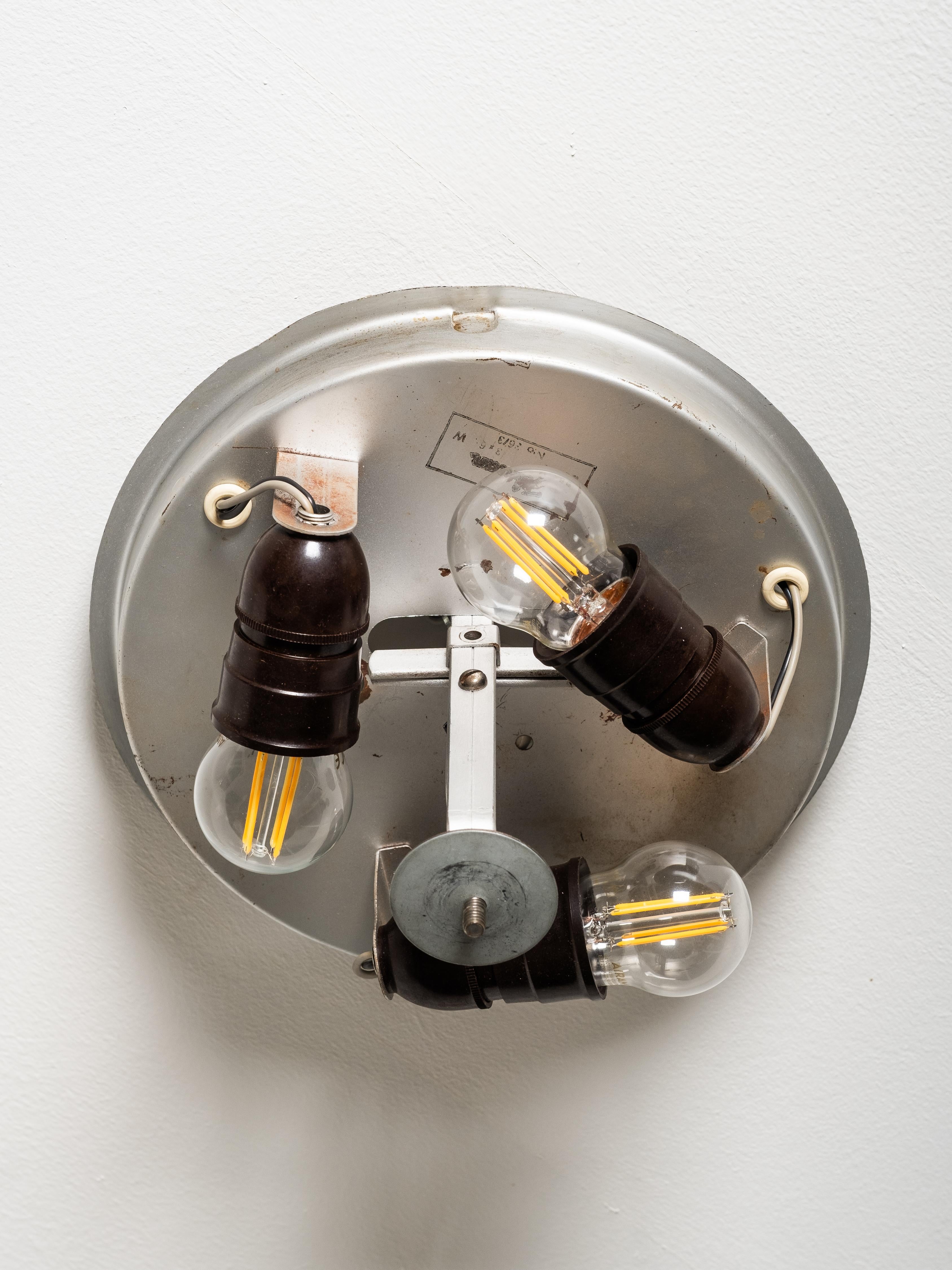 Mid-Century Brass & Synthetic Textile Flush Mount, Model K5-40, Idman, 1950s For Sale 11