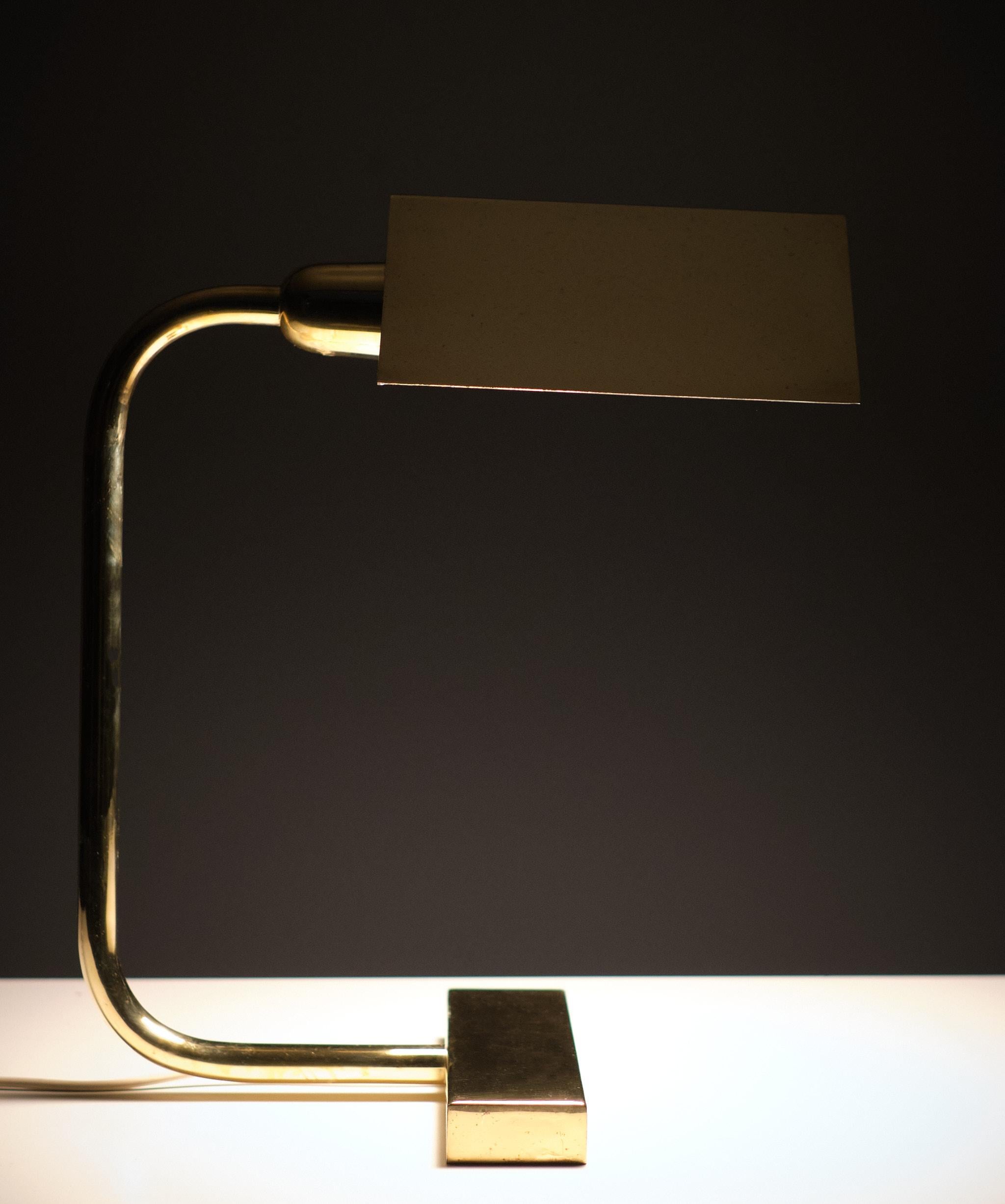Mid Century  Brass Table lamp 1960s Switzerland  For Sale 3