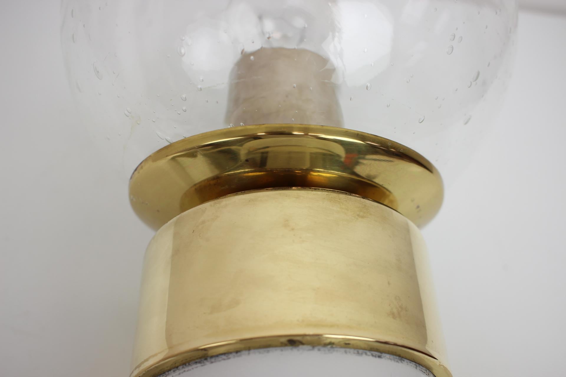 Mid-Century Brass Table Lamp by Kamenicky Senov, 1960s For Sale 1