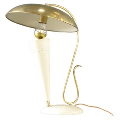 Lámpara de mesa de latón de mediados de siglo circa 1950