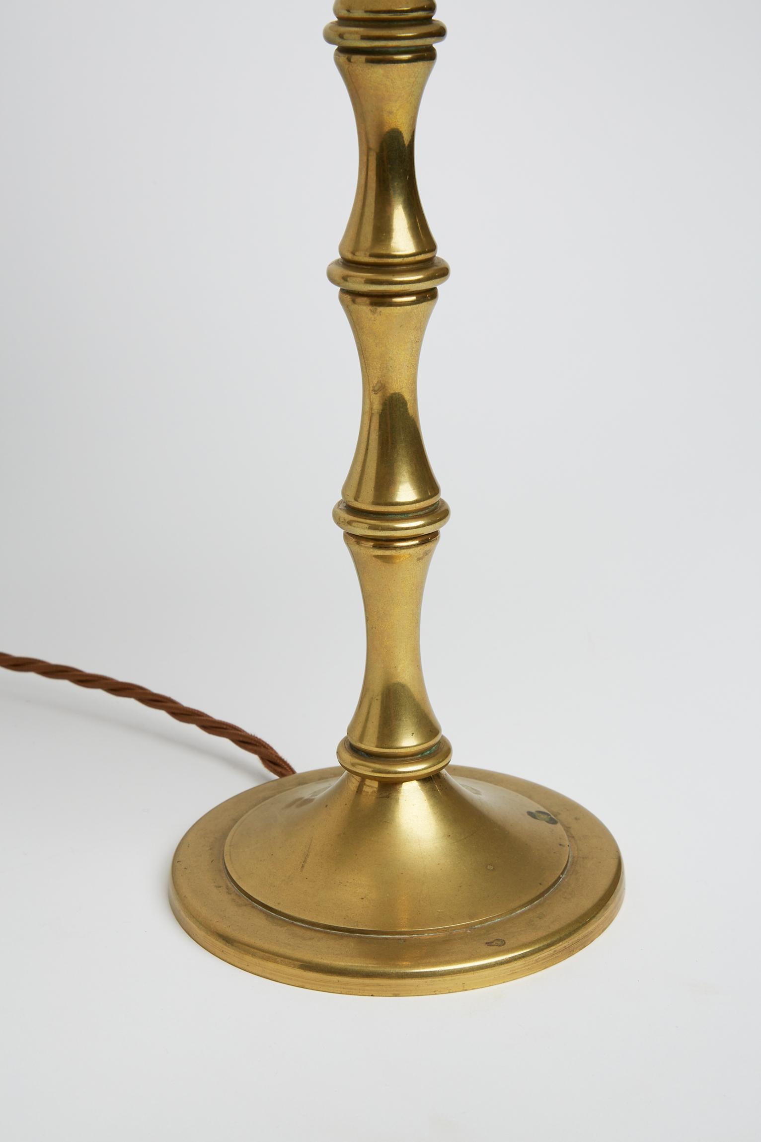 Mid-Century Brass Table Lamp In Good Condition In London, GB