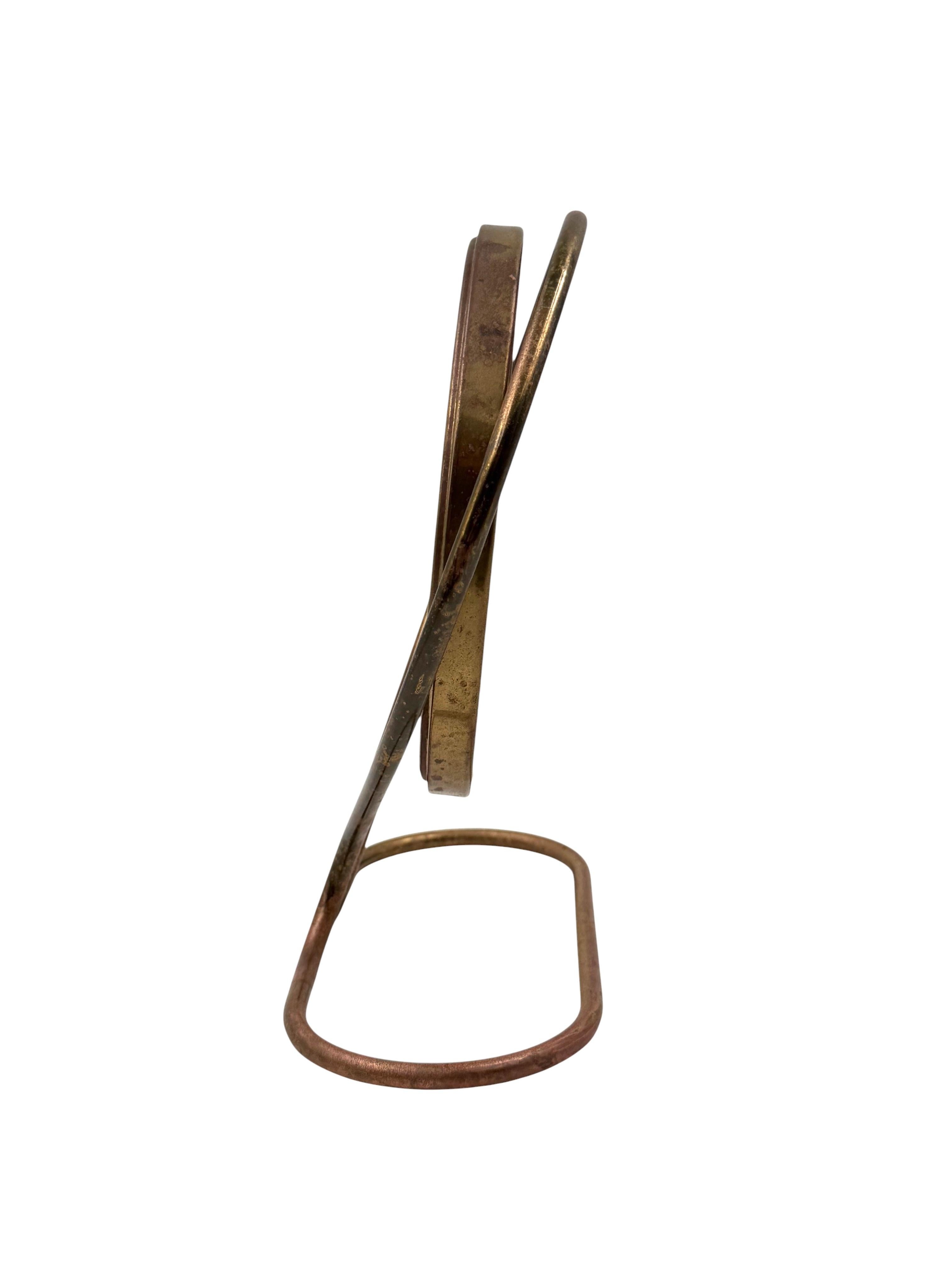 Mid-century brass table mirror / vanity, France 1950s en vente 3