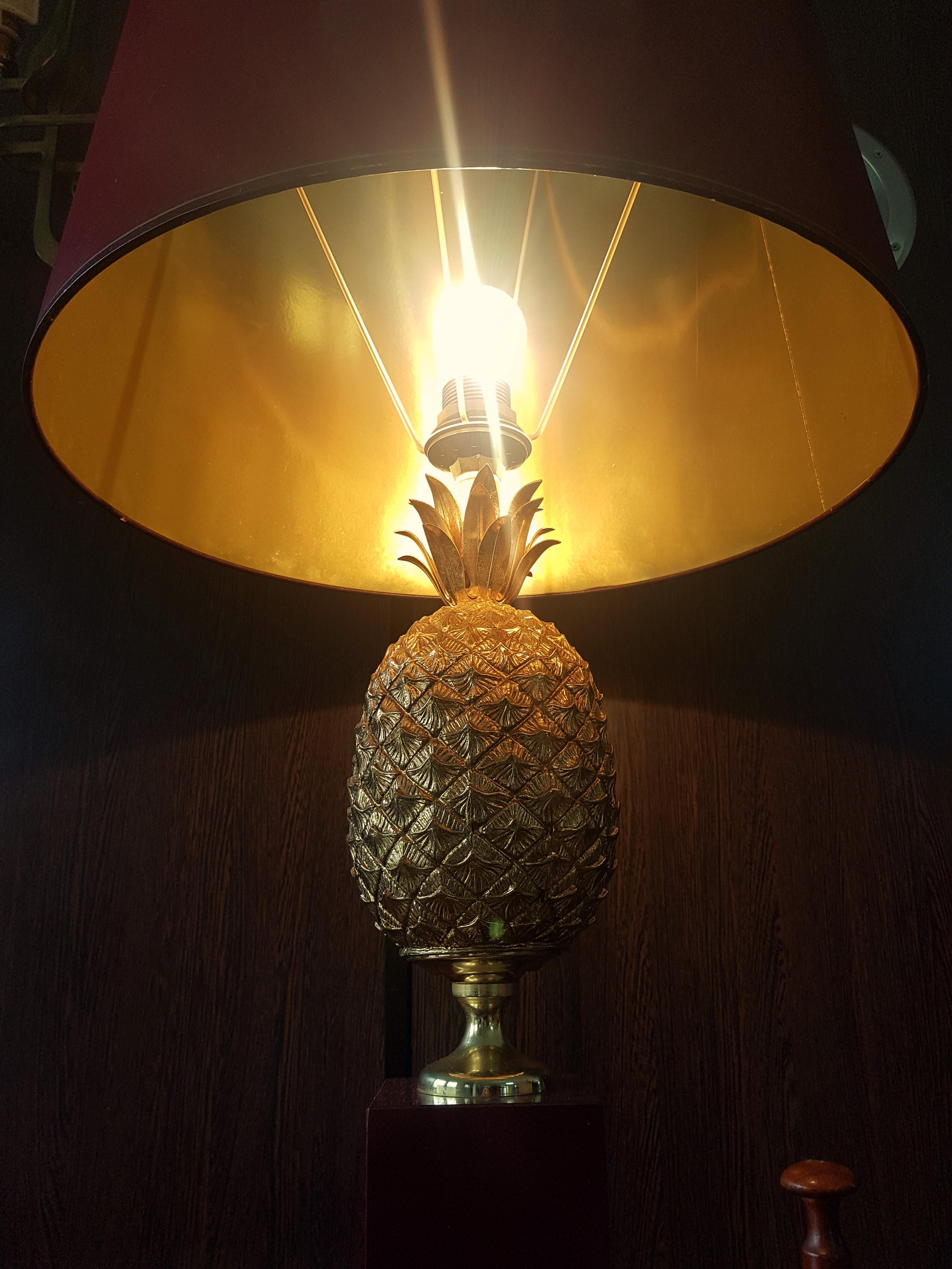 Mid-Century Modern Mid-Century Brass Table Pineapple Lamp Style Maison Jansen For Sale