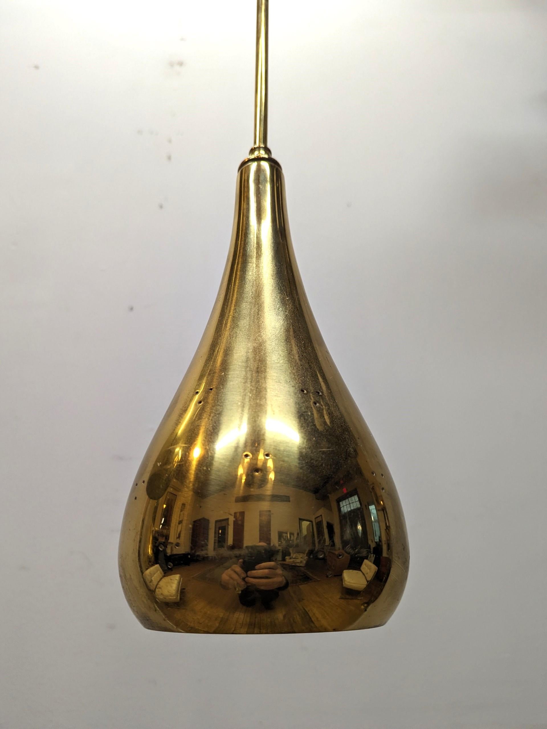 American Mid Century Brass Tear Drop Pendants attributed Paavo Tynell for Lightolier For Sale