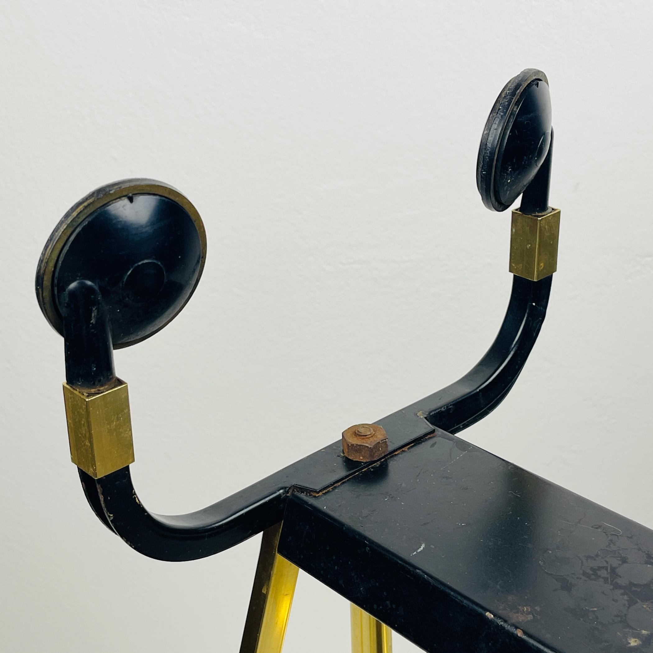 Mid-century brass trolley or magazine rack by MB, Italy, 1960s For Sale 7