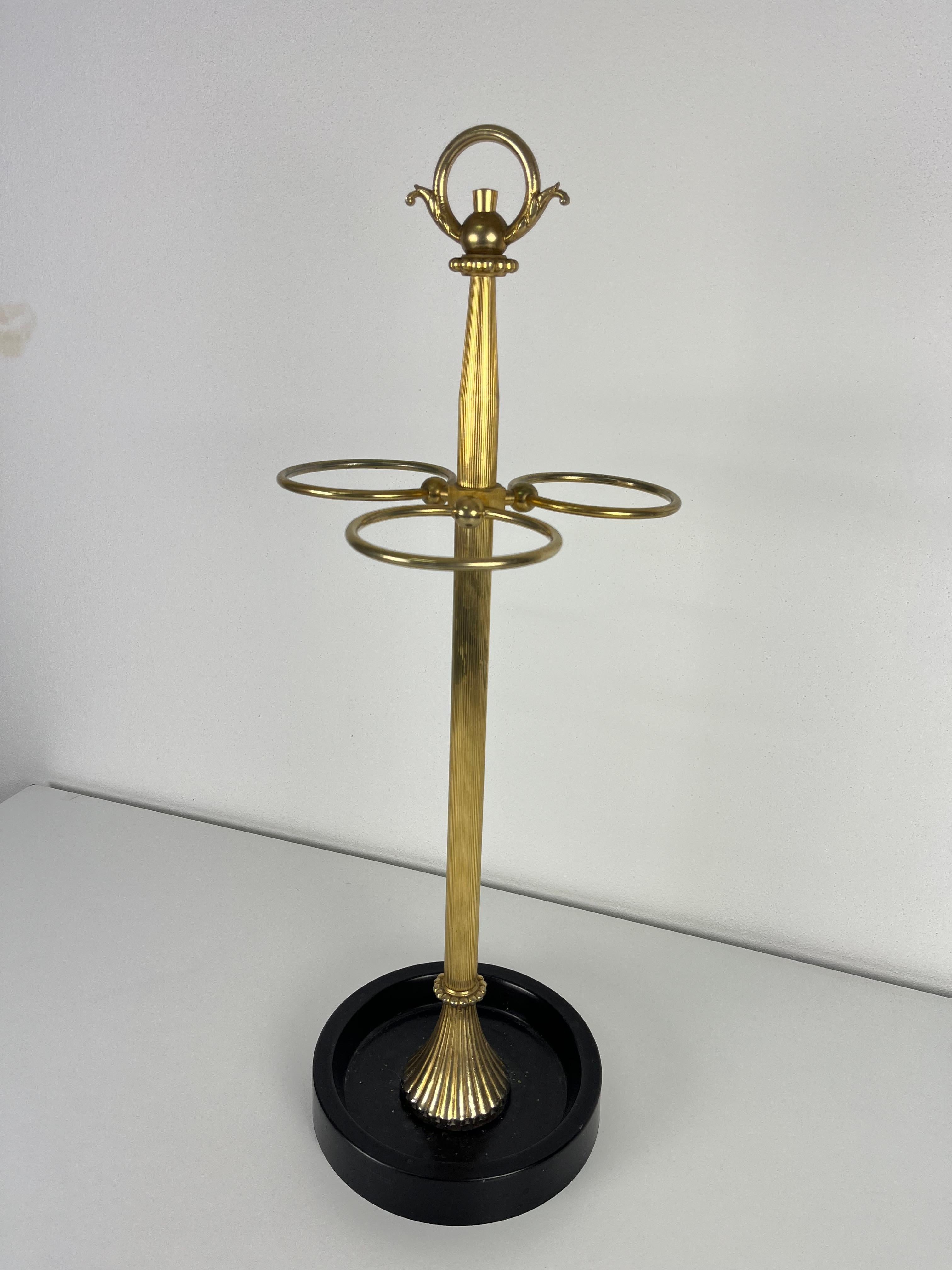 Mid-Century Brass Umbrella Stand, Made in Italy 1950s
Intact and in good condition