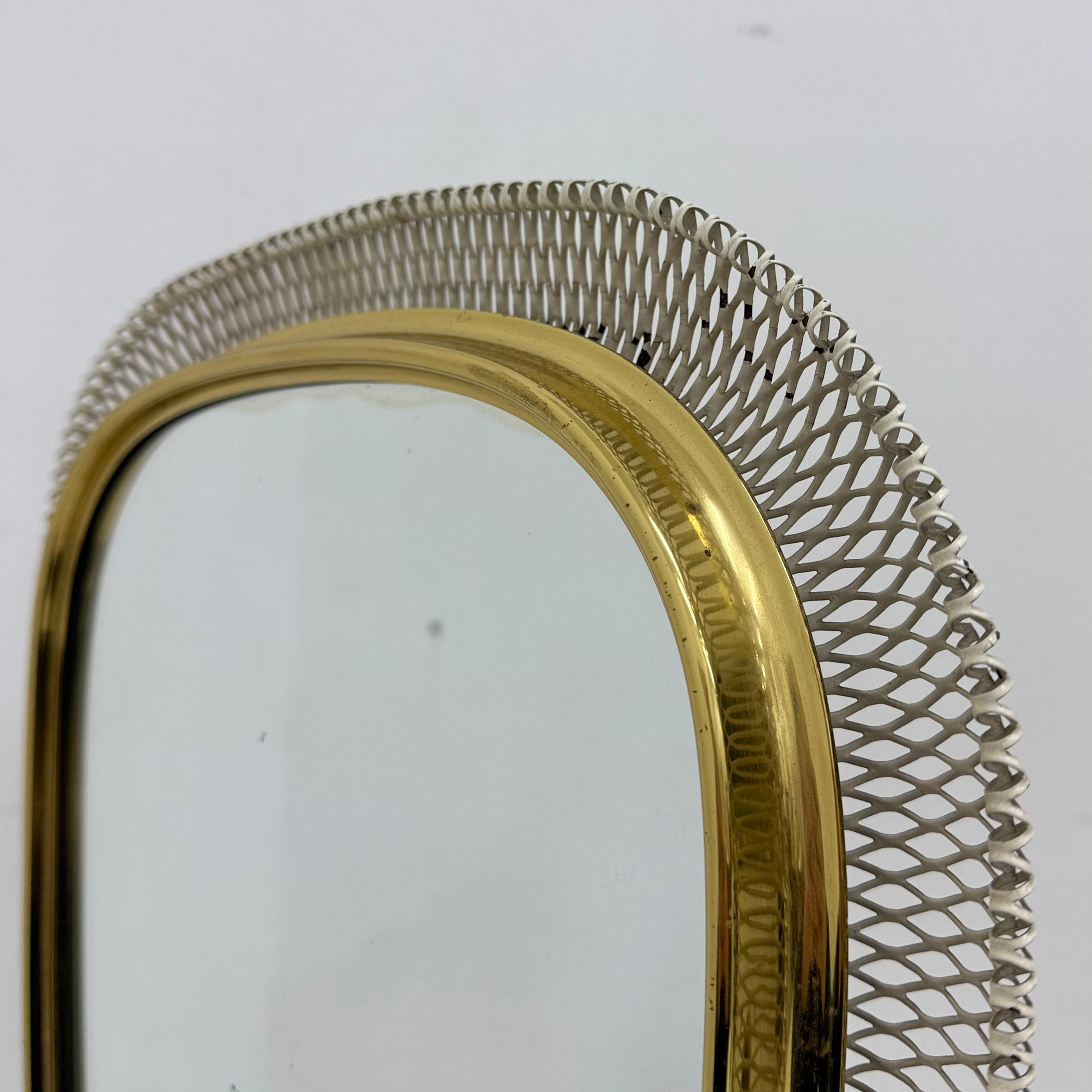 Miroir mural de table de toilette en laiton du milieu du siècle par Vereinigte Werkstätten , Allemagne en vente 3