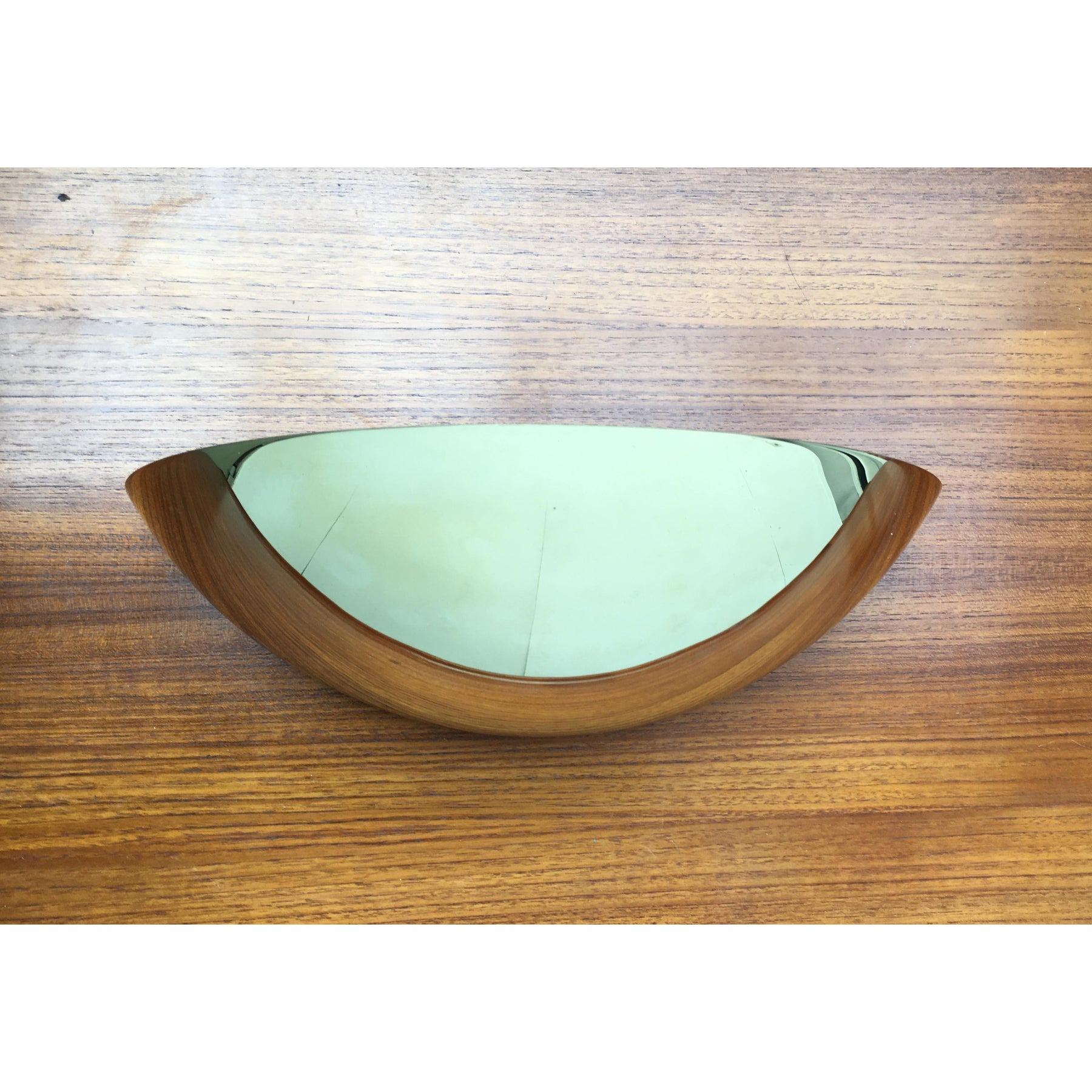 Mid-Century Brass Wall Lamp For Sale 6