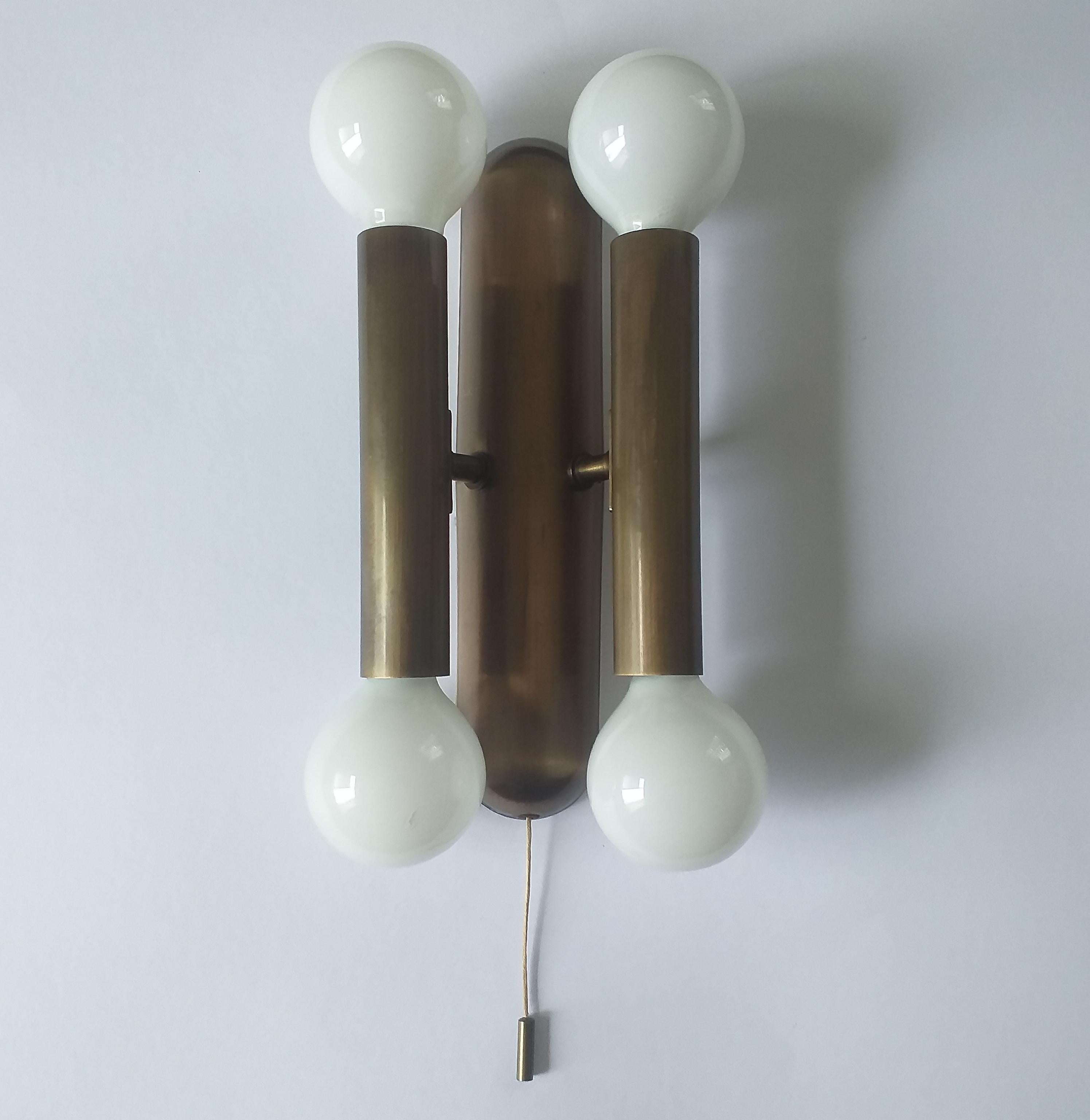 Midcentury Brass Wall Lamp For Sale 3