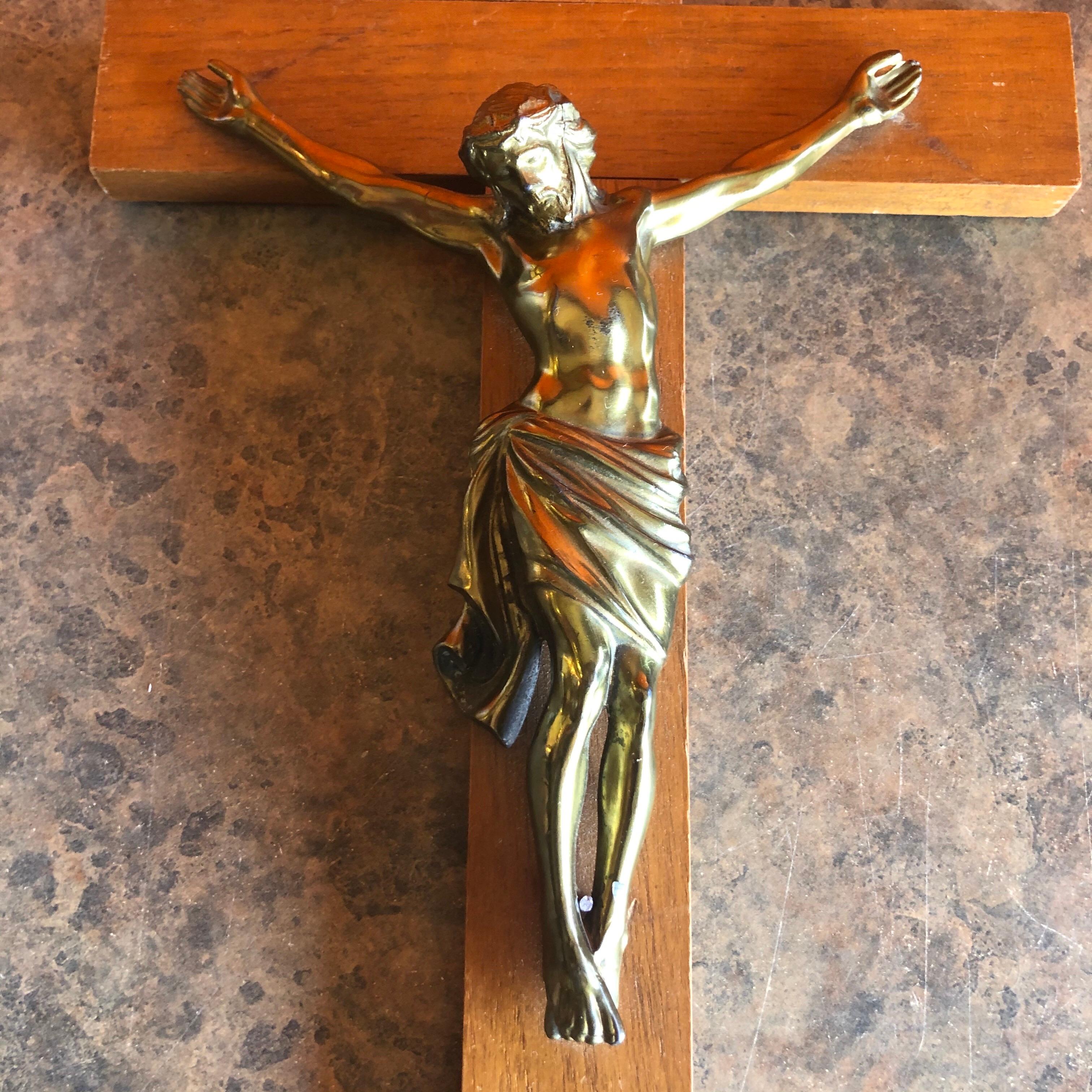 Midcentury Brass and Walnut Crucifix For Sale 2