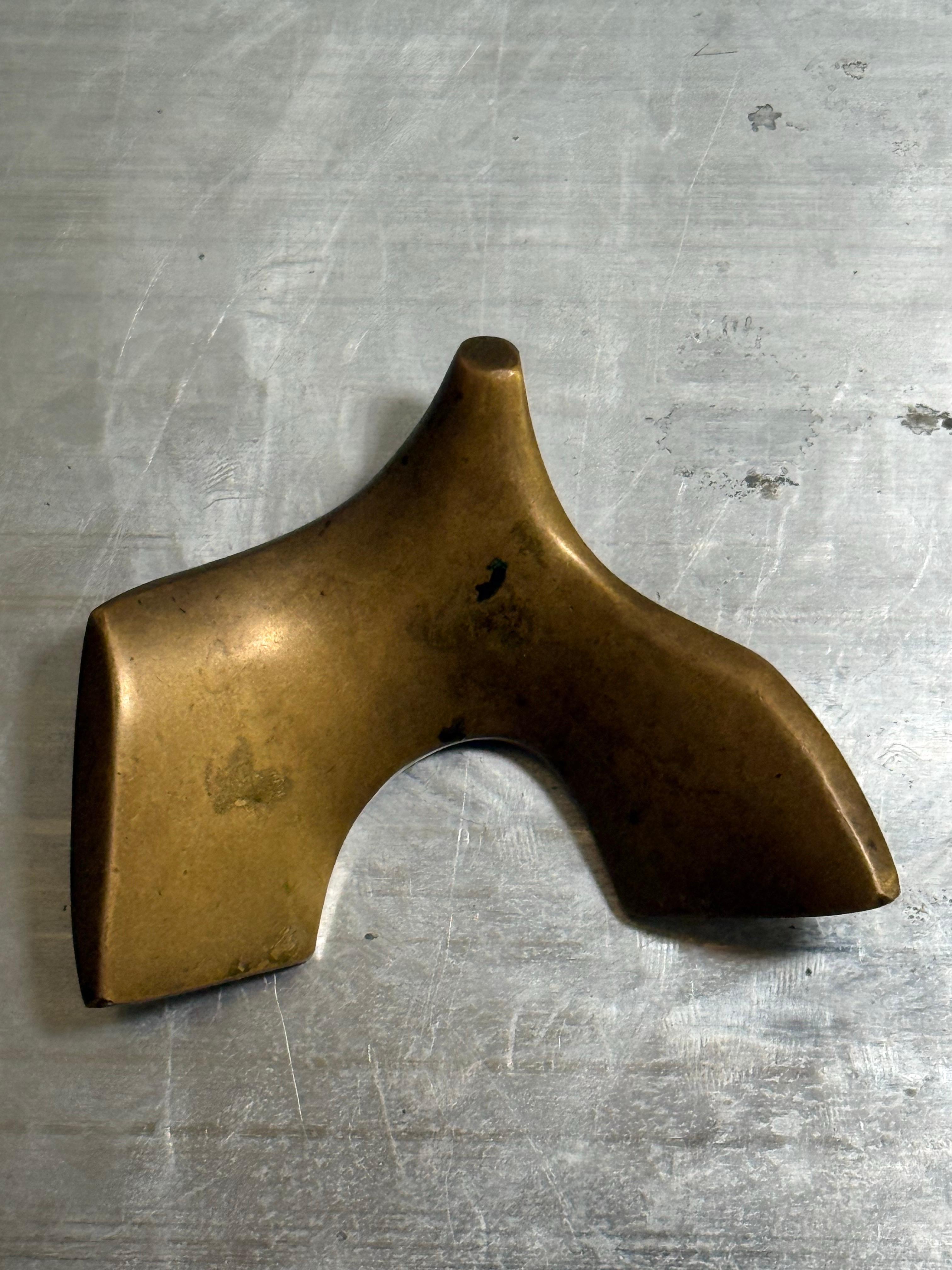 Mid-Century Brazilian Modern Abstract Bronze Sculpture by Franklin in vendita 3