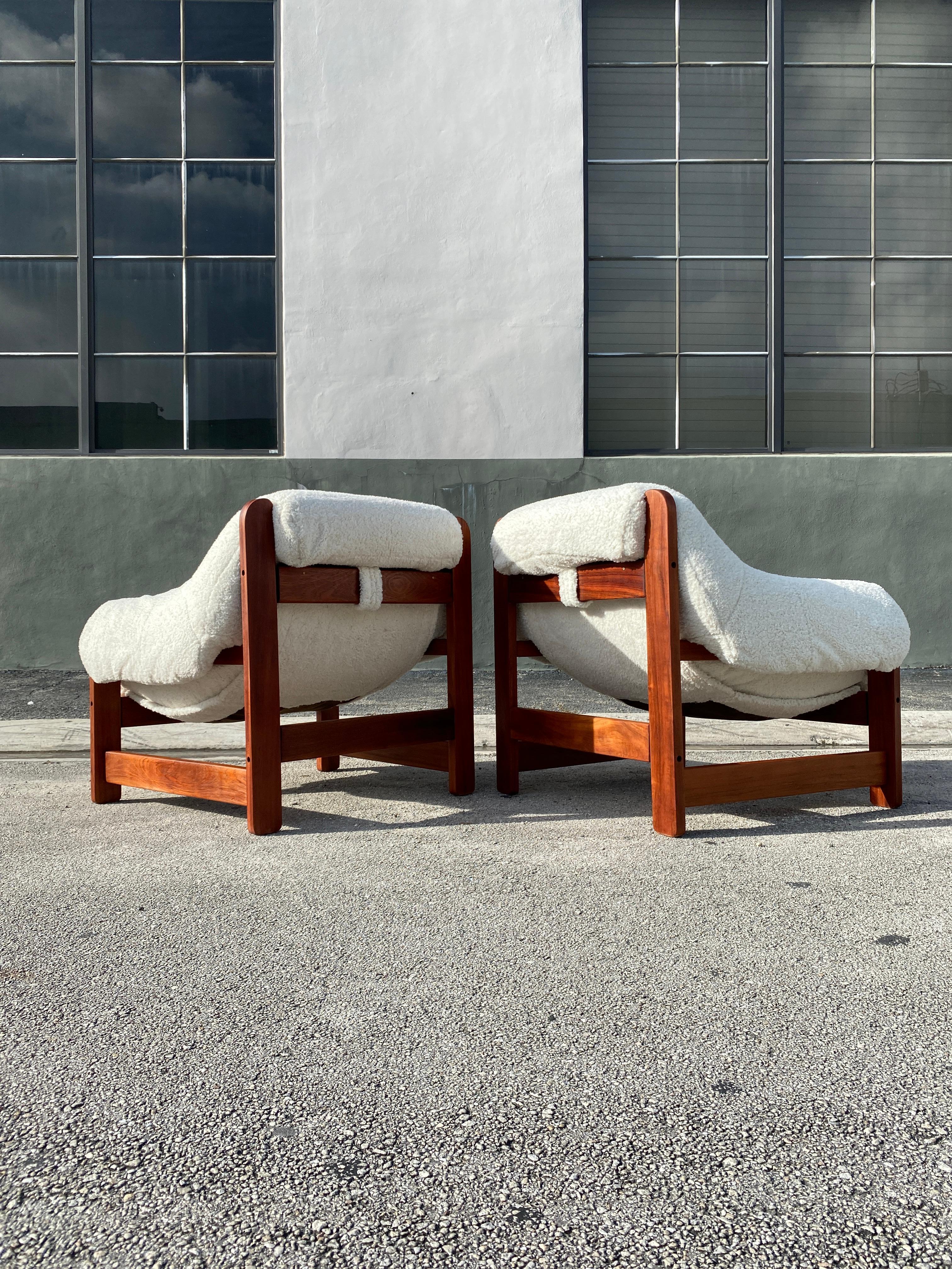 20th Century Mid Century Brazilian Pair of Lounge Chairs in the Style of Percival Lafer