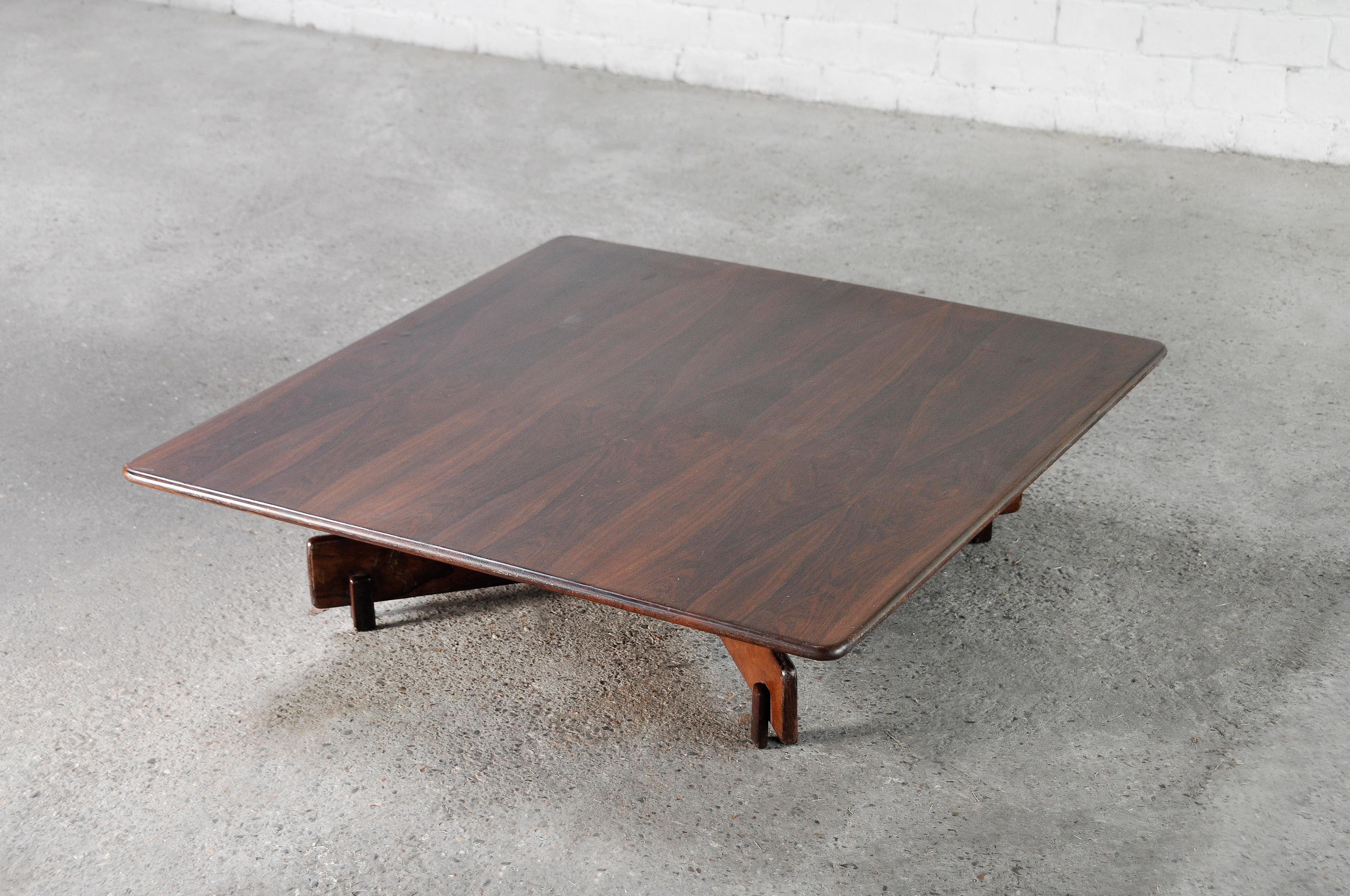 Mid-Century Modern Mid-Century Brazilian Rosewood Coffee Table Attributed to Sergio Rodrigues, 1960 For Sale