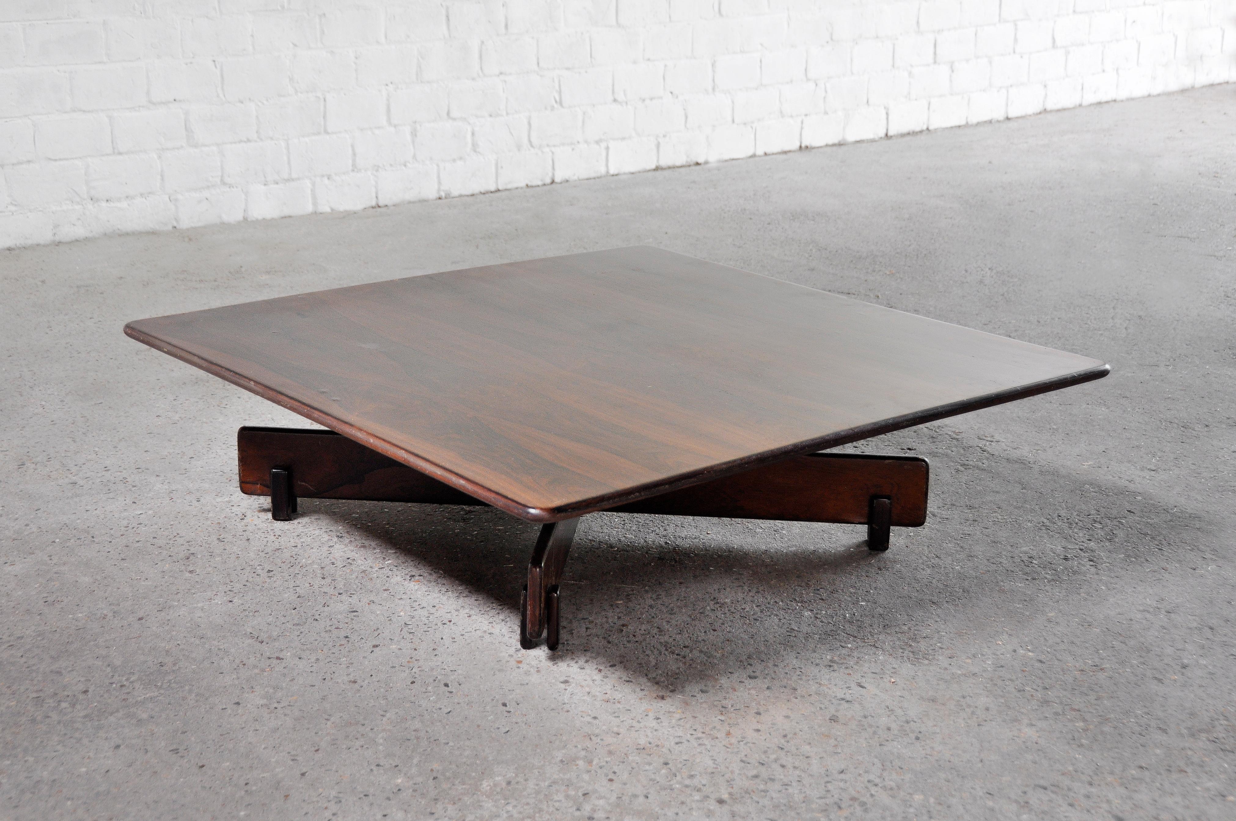 Mid-20th Century Mid-Century Brazilian Rosewood Coffee Table Attributed to Sergio Rodrigues, 1960 For Sale