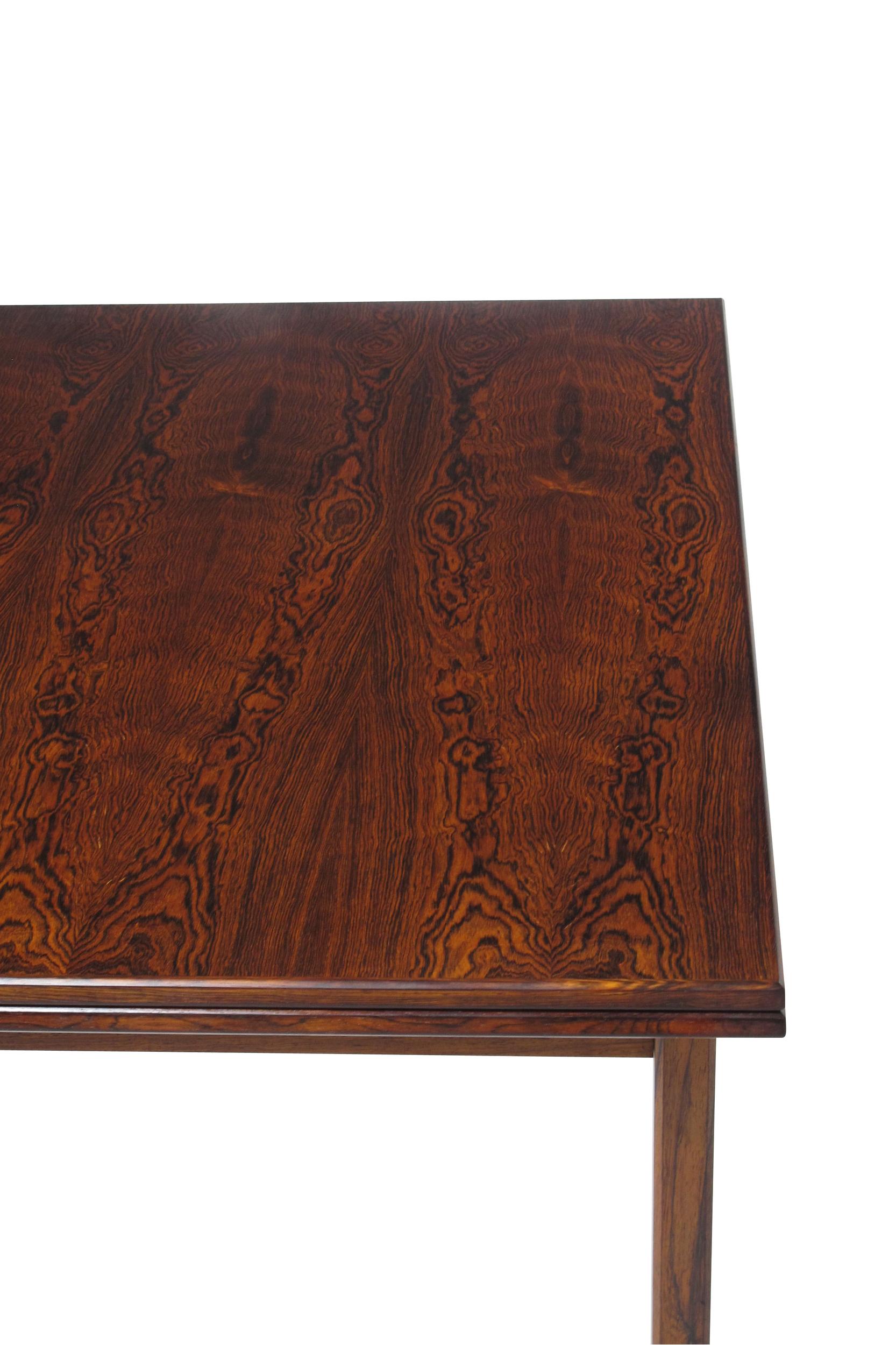 Midcentury Brazilian Rosewood Dining with Dramatic Grain 1