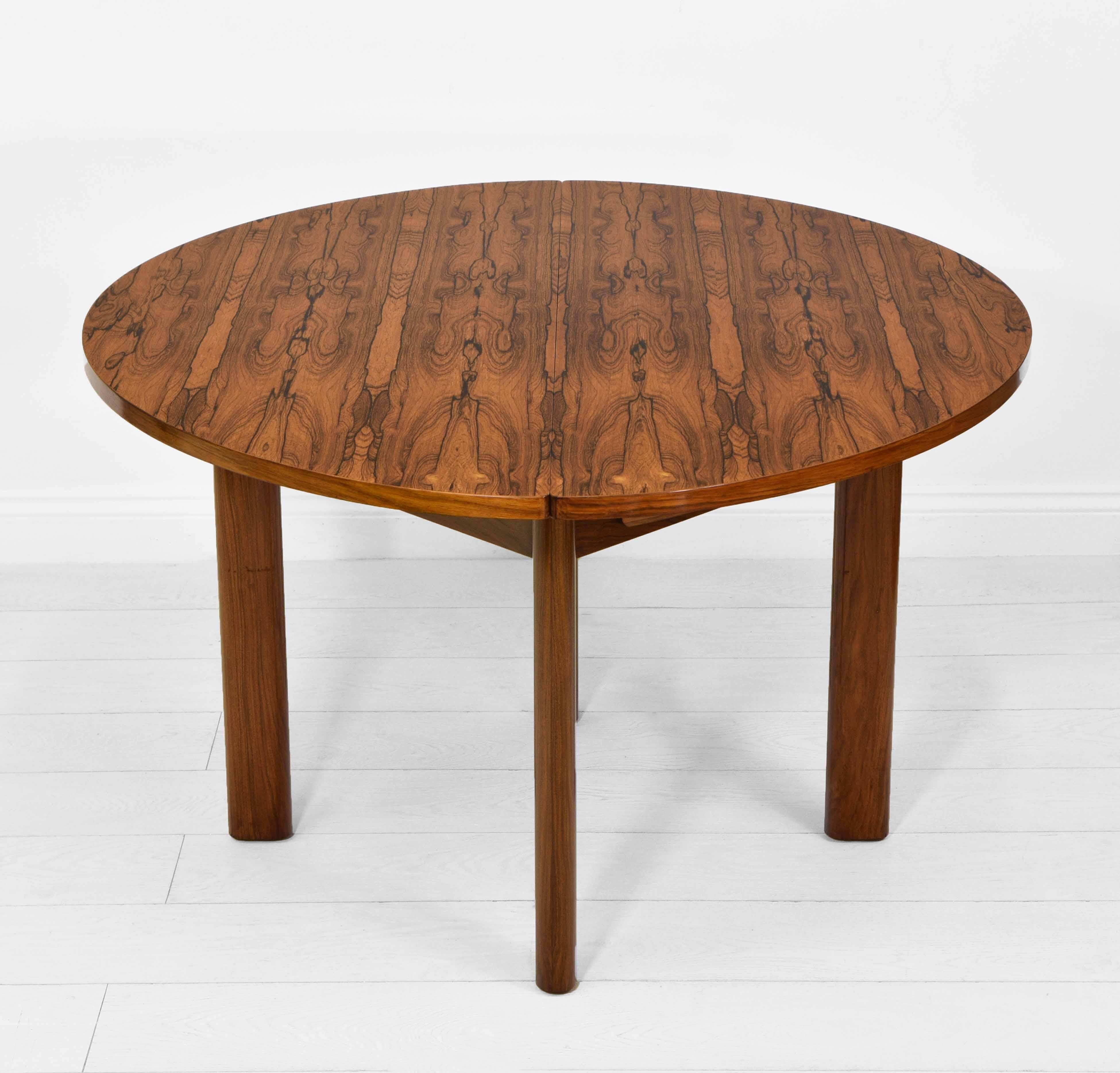 20th Century Mid Century Rosewood Extending Circular Dining Table 