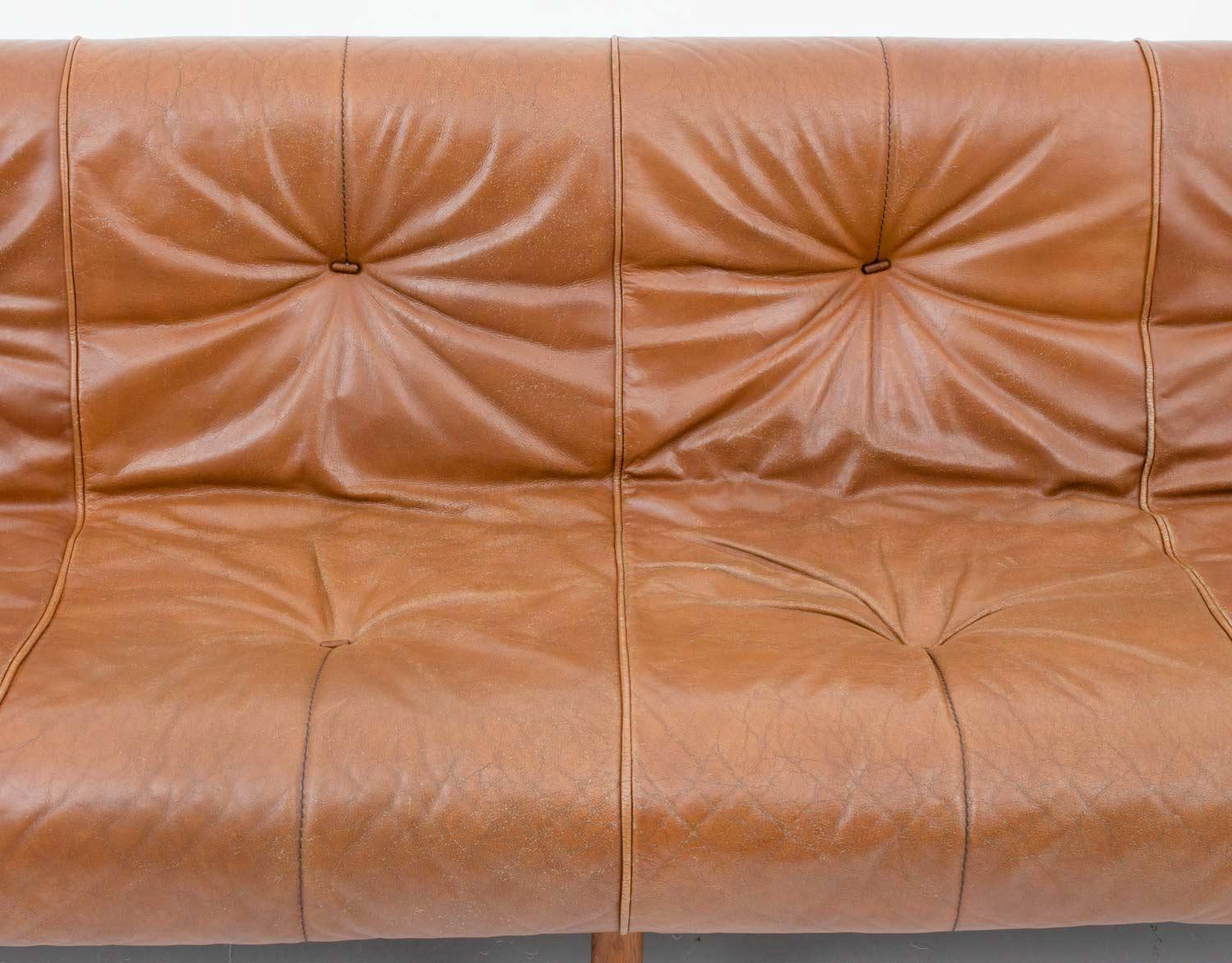 Mid-Century Modern Midcentury Brazilian Sofa in Brown Leather and Rosewood by Percival Lafer For Sale