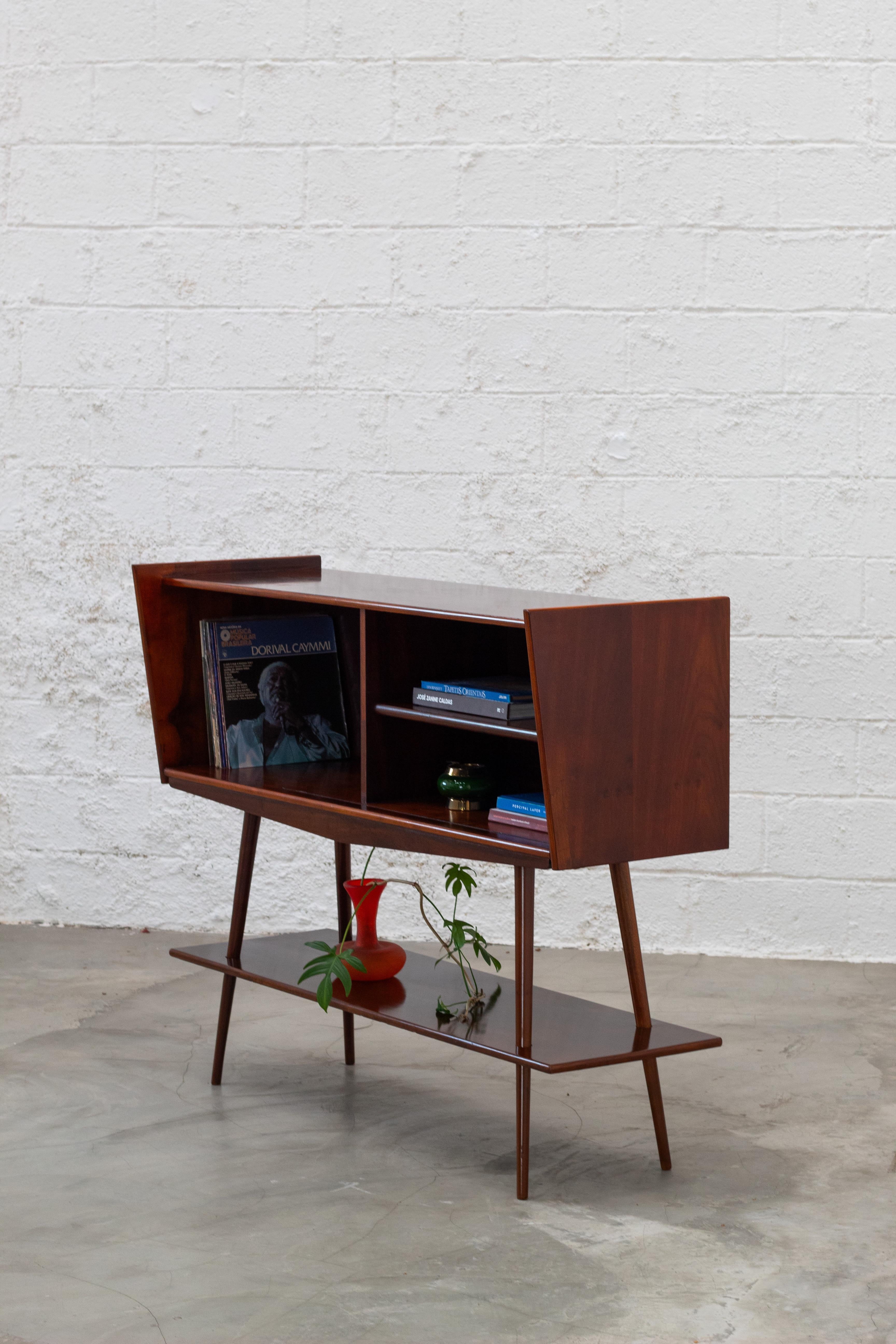 Mid-Century Brazilian Solid and Veneered Imbuia Sideboard by Móveis Cimo For Sale 5