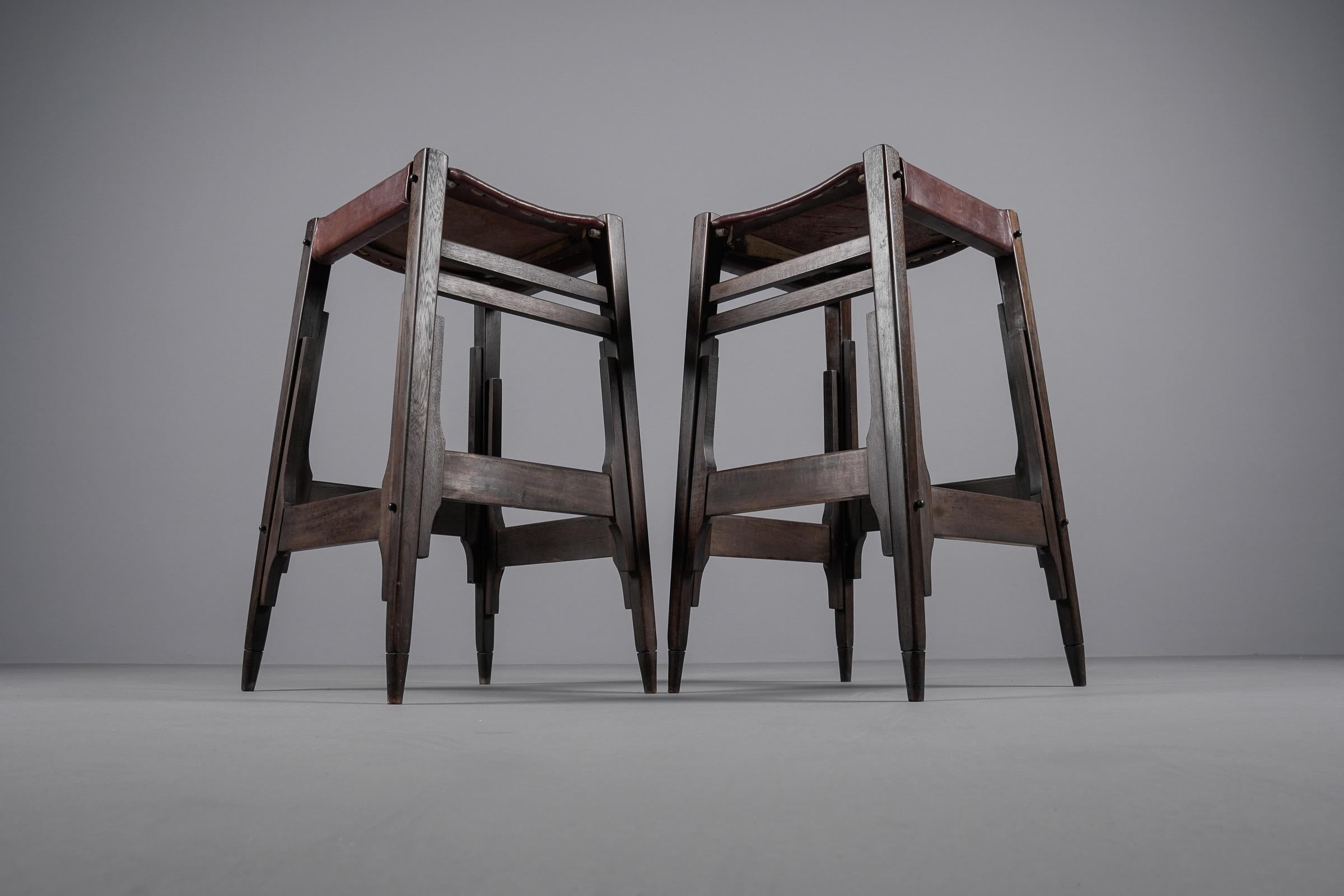 Mid-Century Bar Stools in Wood and Leather by Werner Biermann for Arte Sano For Sale 7