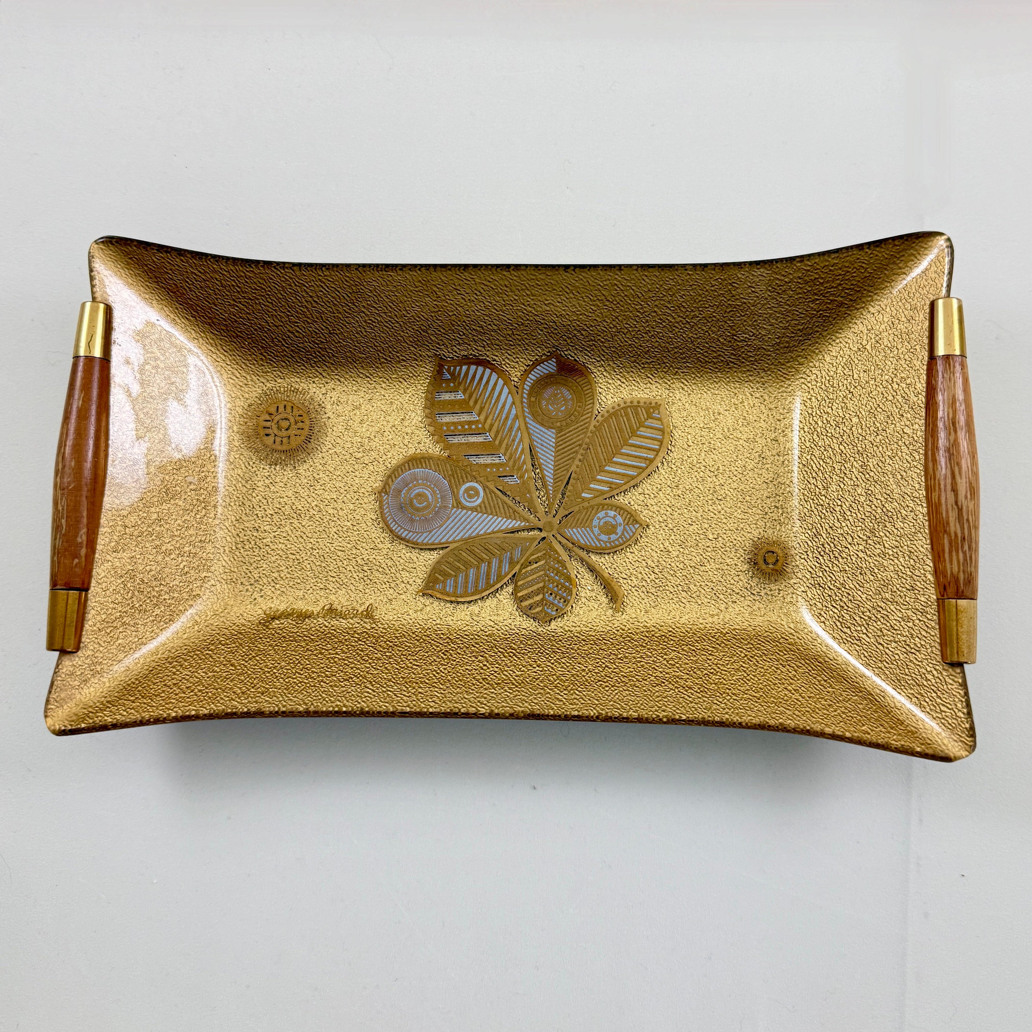 Mid-Century Briard Heritance Pattern Glastablett, 1960 (Mitte des 20. Jahrhunderts) im Angebot