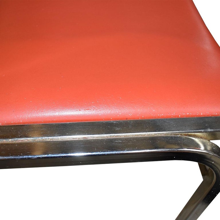 Midcentury Bright Red Chrome Dining Chairs, Set of 8 In Good Condition For Sale In Oklahoma City, OK