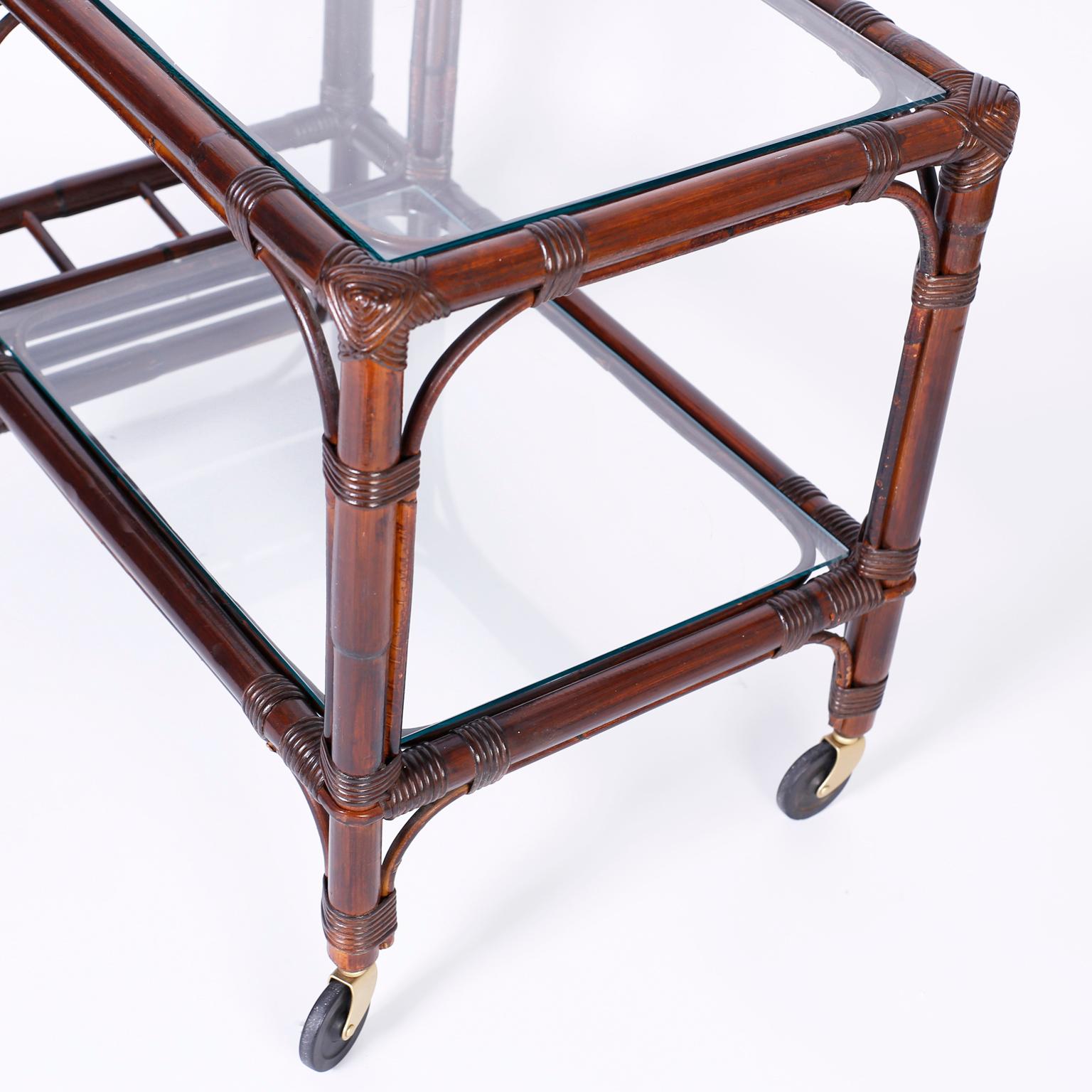 Midcentury British Colonial Style Bamboo Bar Cart In Good Condition For Sale In Palm Beach, FL