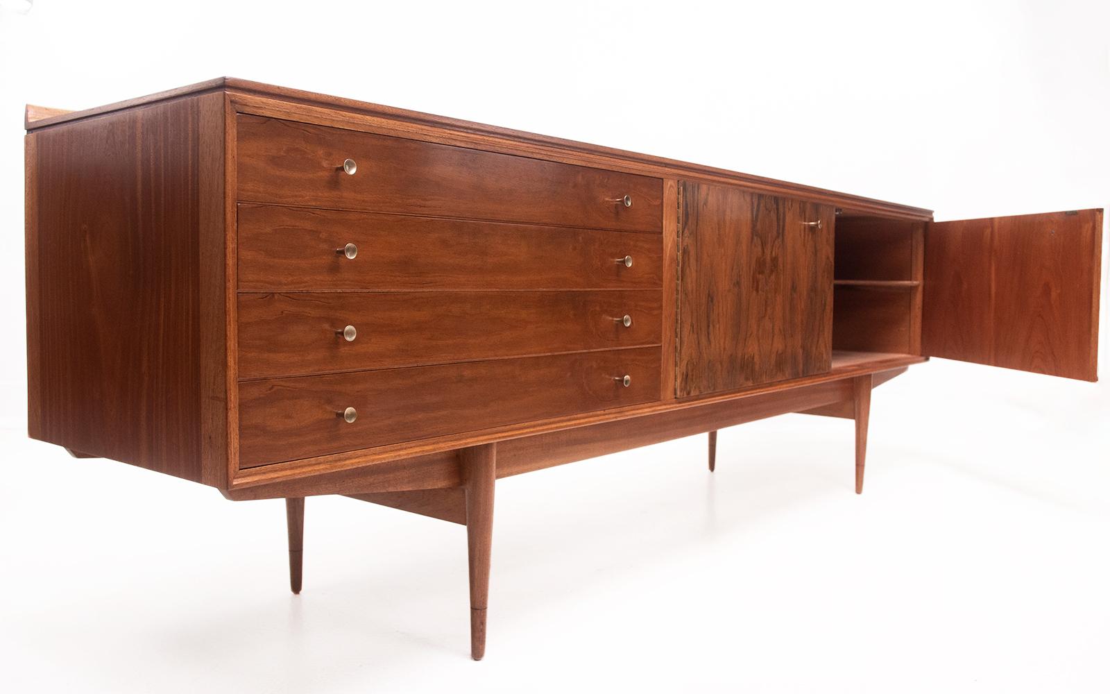 Mid Century British Hanover Sideboard By Archie Shine, 1960s In Good Condition In STOKE ON TRENT, GB