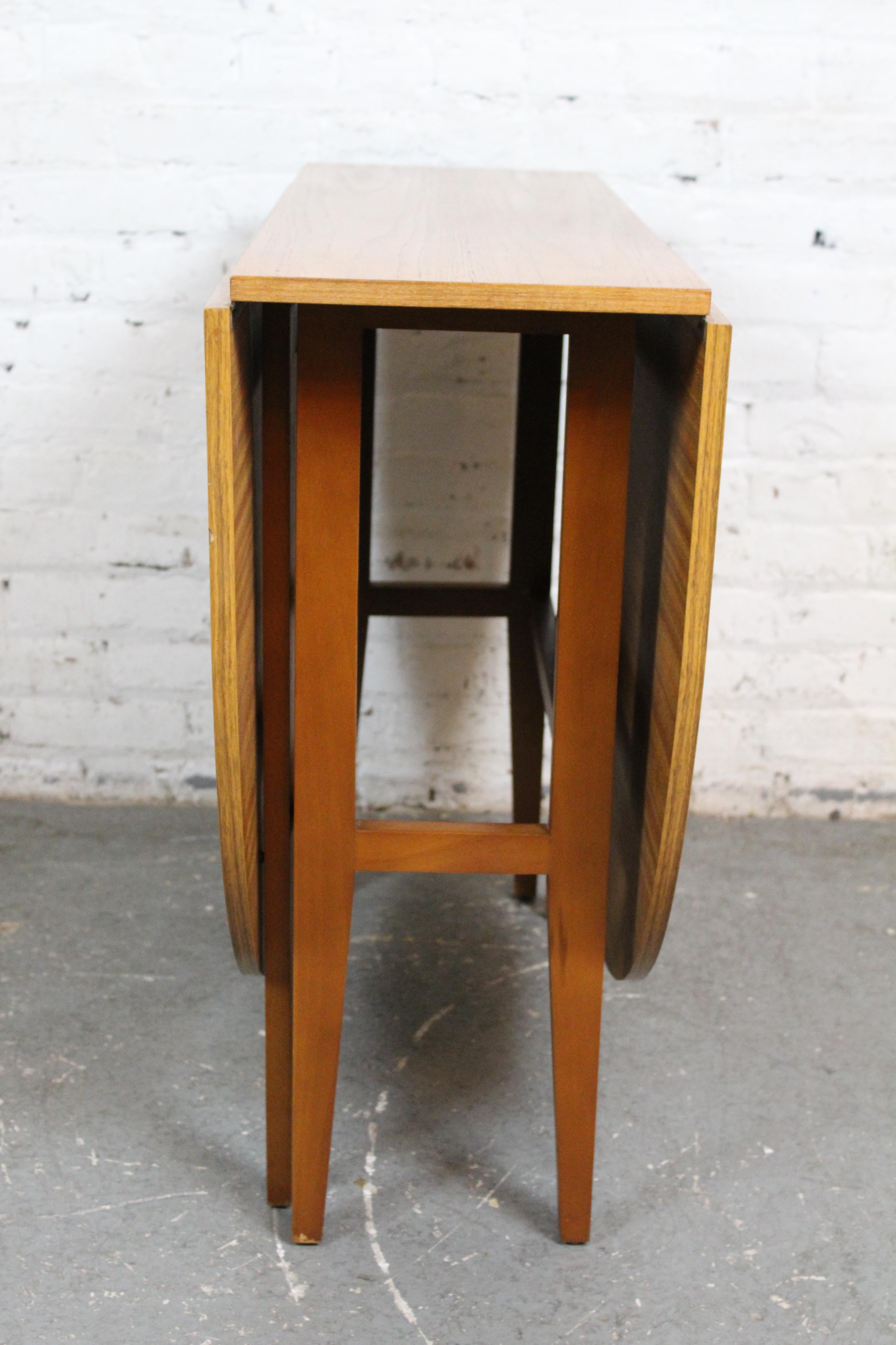 Britisches Mid-Century-Modern-Tropfenblatt von McIntosh im Angebot 4