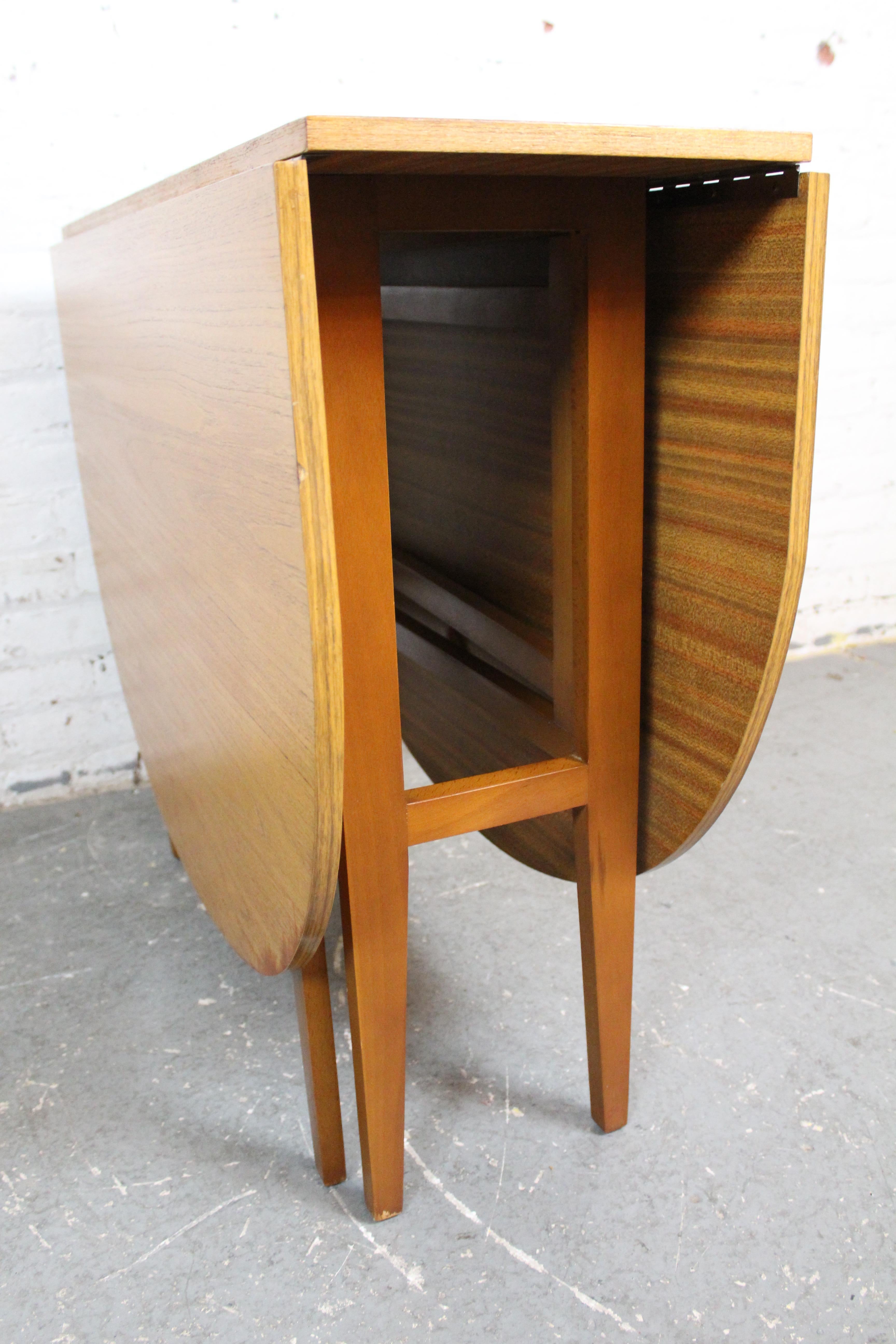 Britisches Mid-Century-Modern-Tropfenblatt von McIntosh im Angebot 5