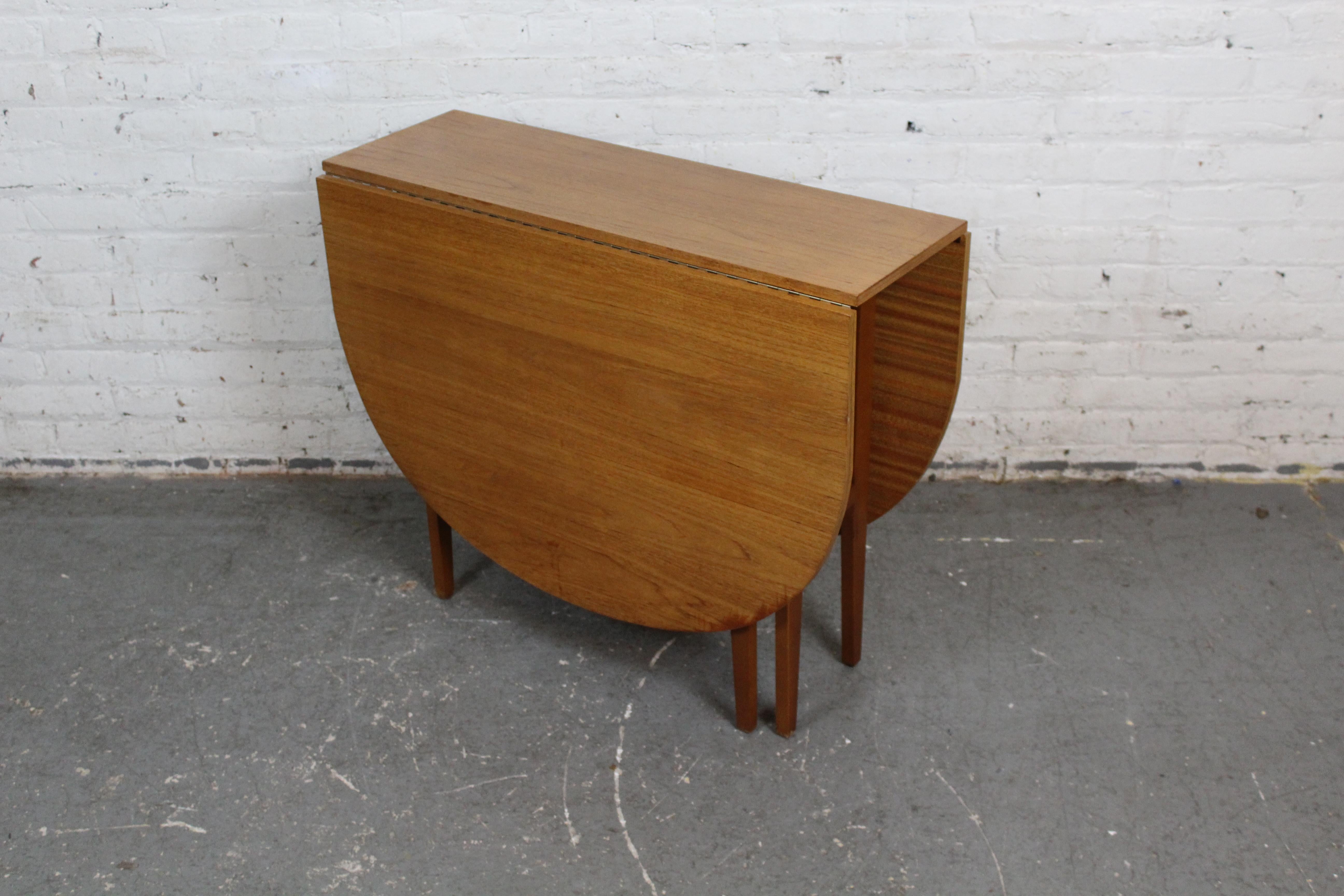 Britisches Mid-Century-Modern-Tropfenblatt von McIntosh im Angebot 9