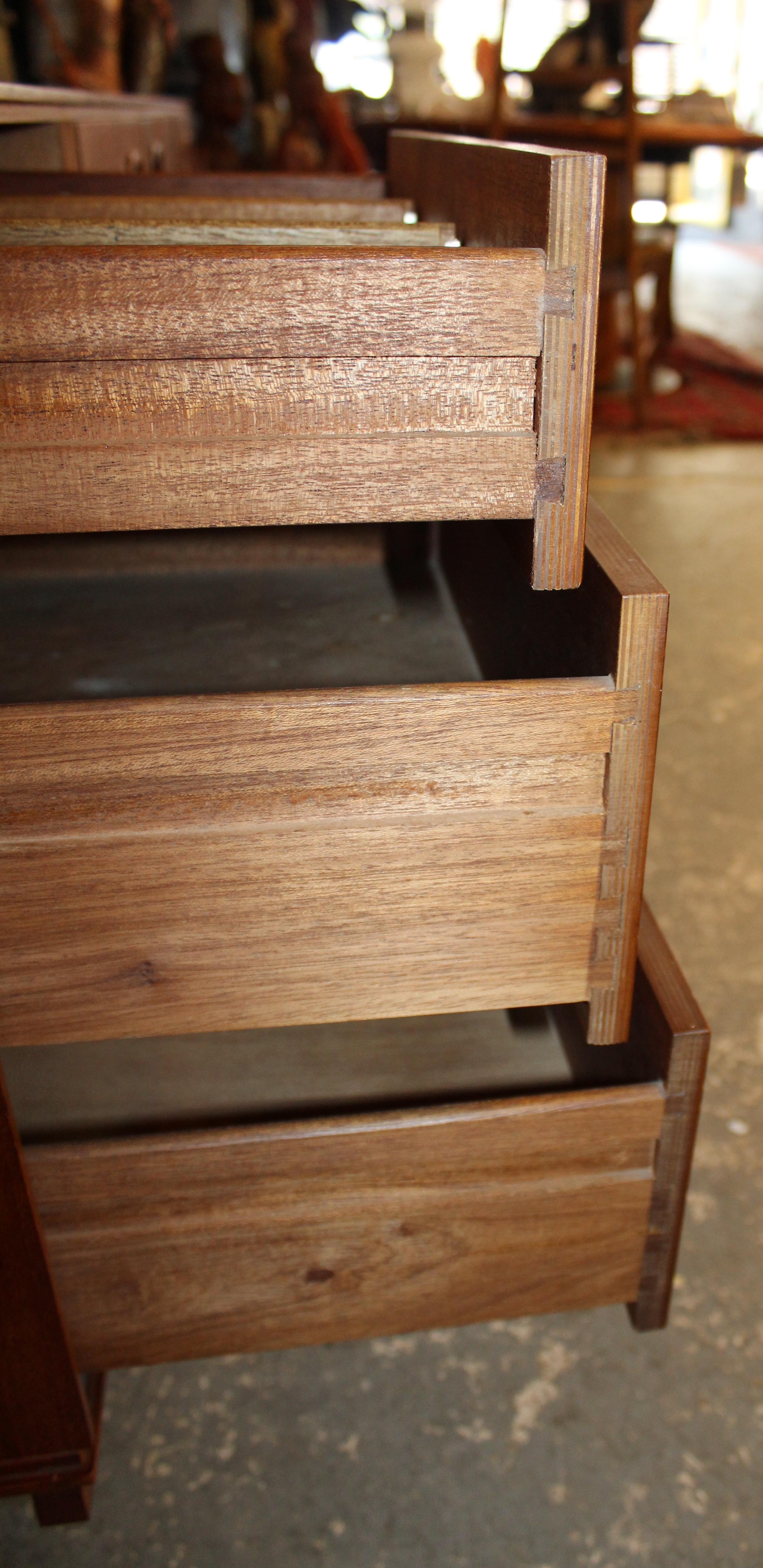 Credenza in teak inglese di metà secolo di Avalon Yatton in vendita 4