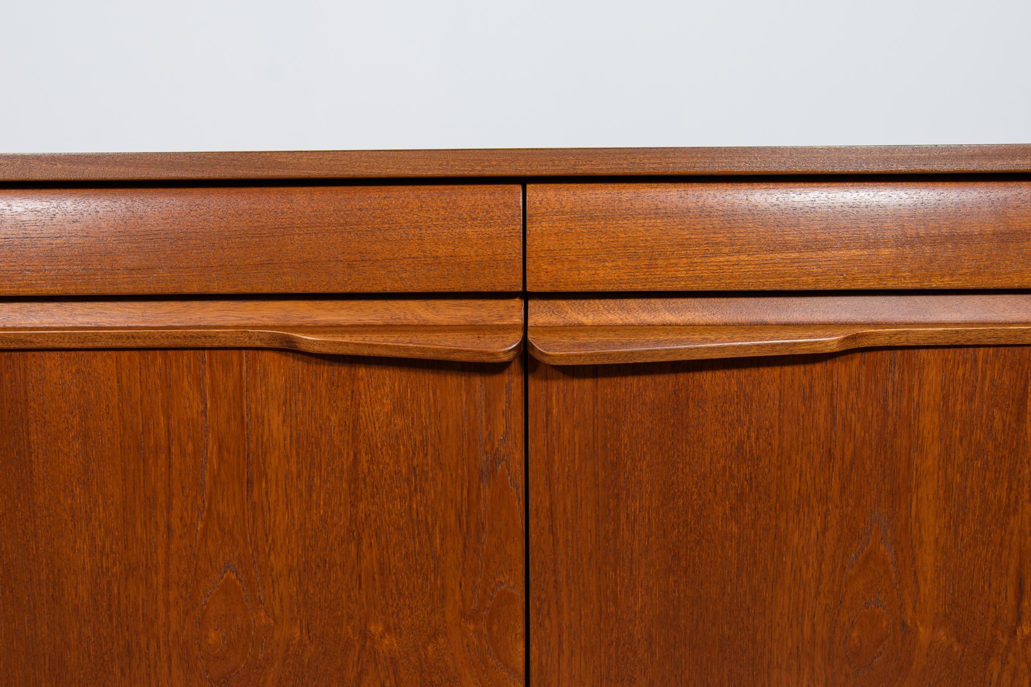 Mid-Century British Teak Sideboard, 1960s For Sale 11