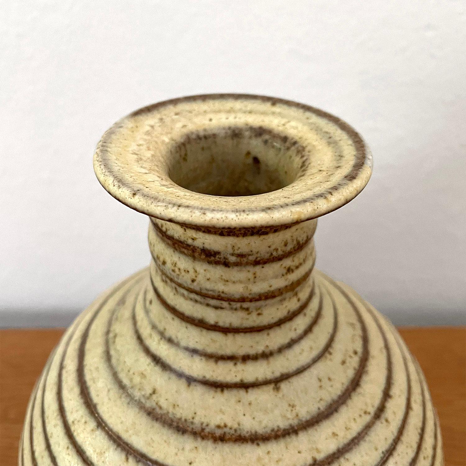 Mid Century Broadstairs Britische Keramik Keramik Vase im Angebot 1
