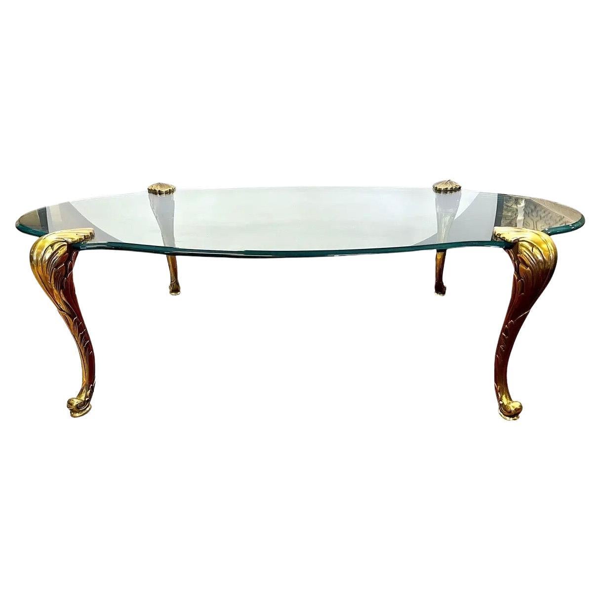 Cocktail-Couchtisch aus Bronze und Glas aus der Mitte des Jahrhunderts, P.E. zugeschrieben. Guerin