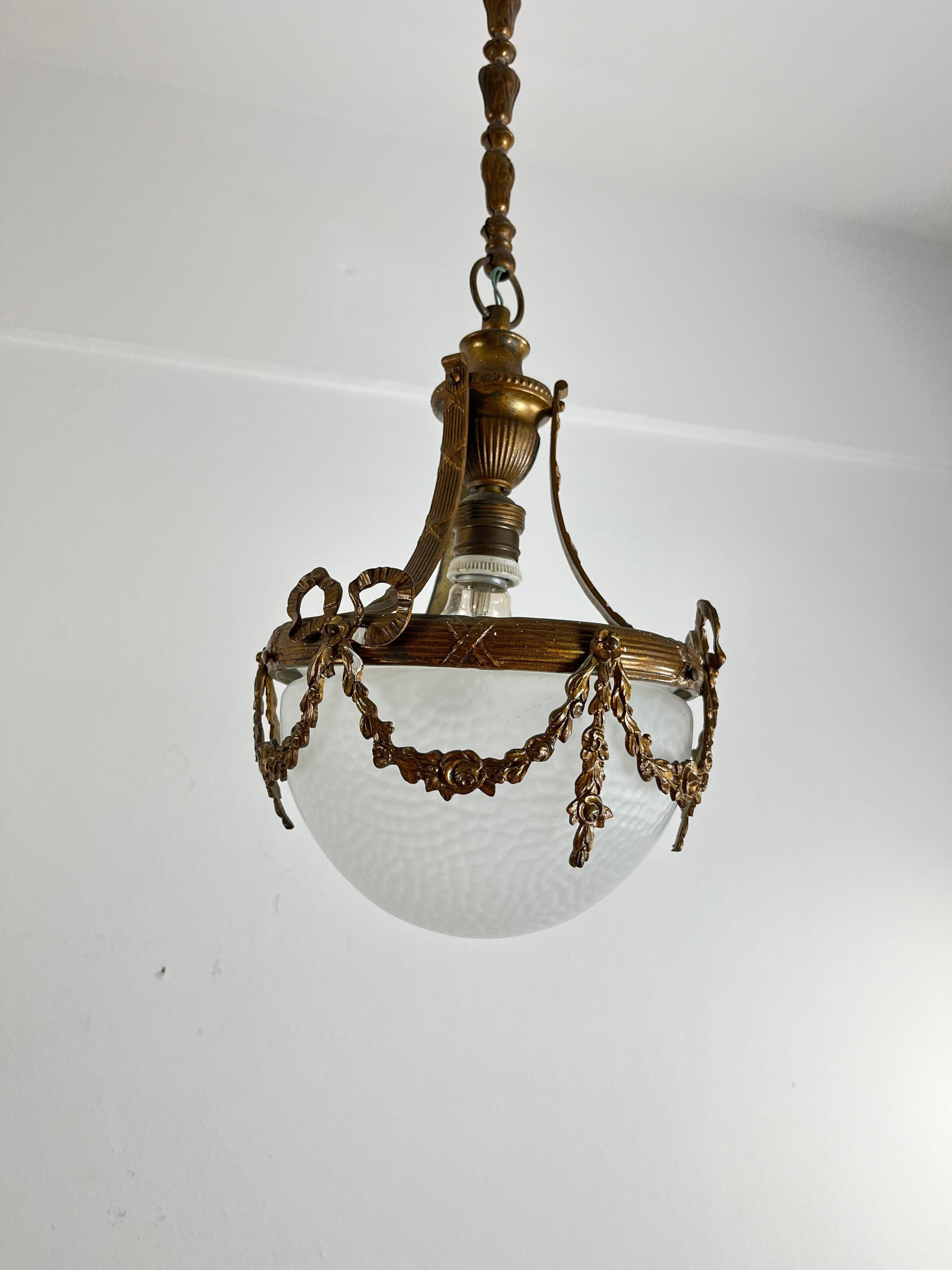 Mid-Century Bronze And Glass Empire Style Chandelier 1950s In Good Condition For Sale In Palermo, IT