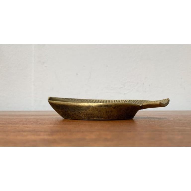 Bronze-Aschenbecher aus der Jahrhundertmitte, 1950er Jahre im Angebot 5