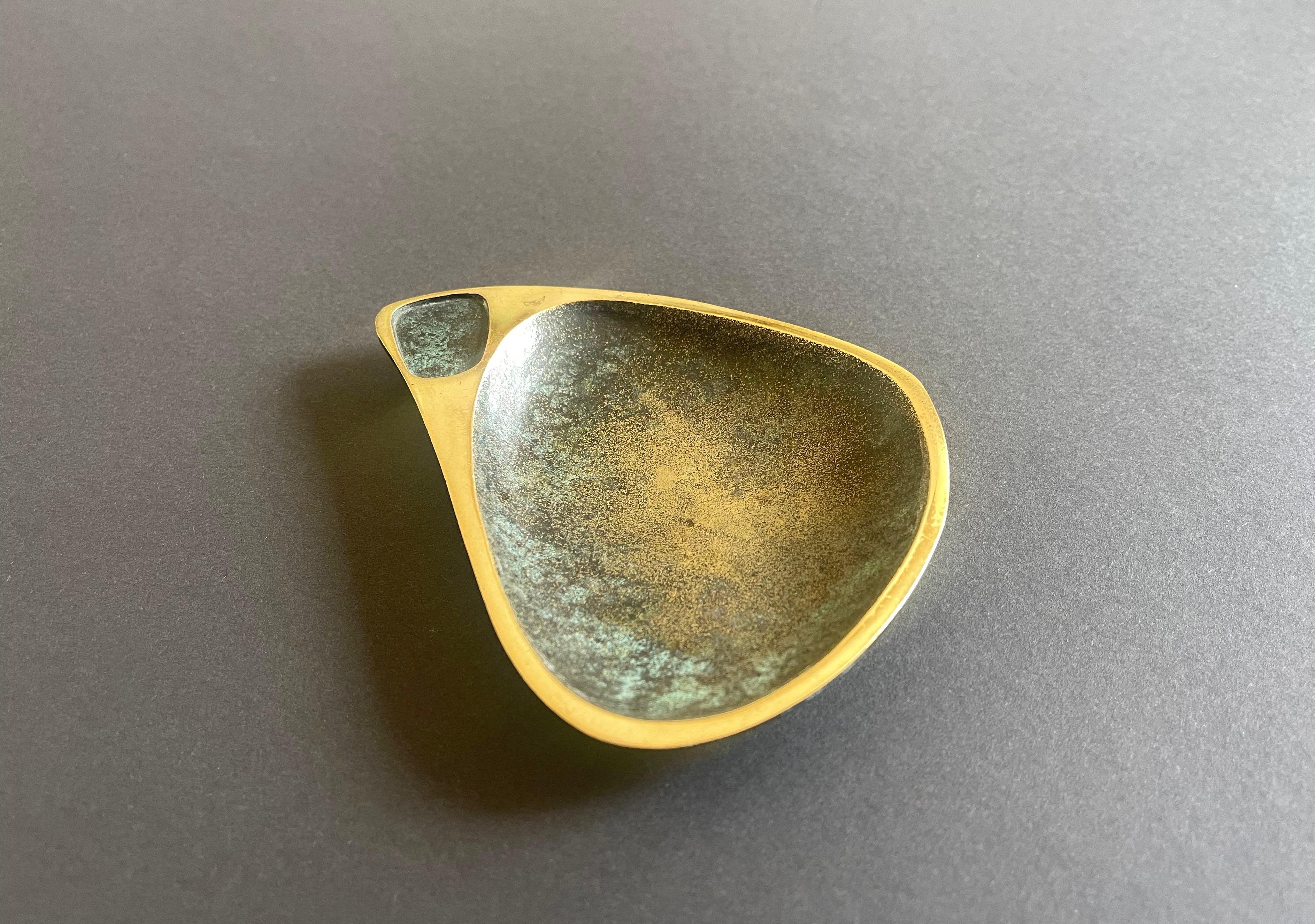 Mid-Century Modern Cendrier en bronze du milieu du siècle Walter Bosse attr., Vienne en vente